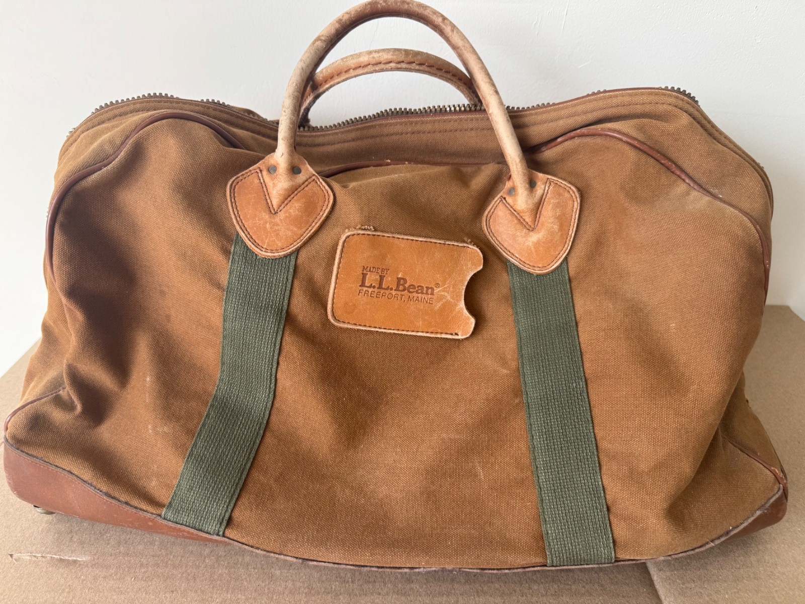 Vintage LL Bean Gym Bag Duffle Brown Olive Green Canvas Leather USA 18″ Tote