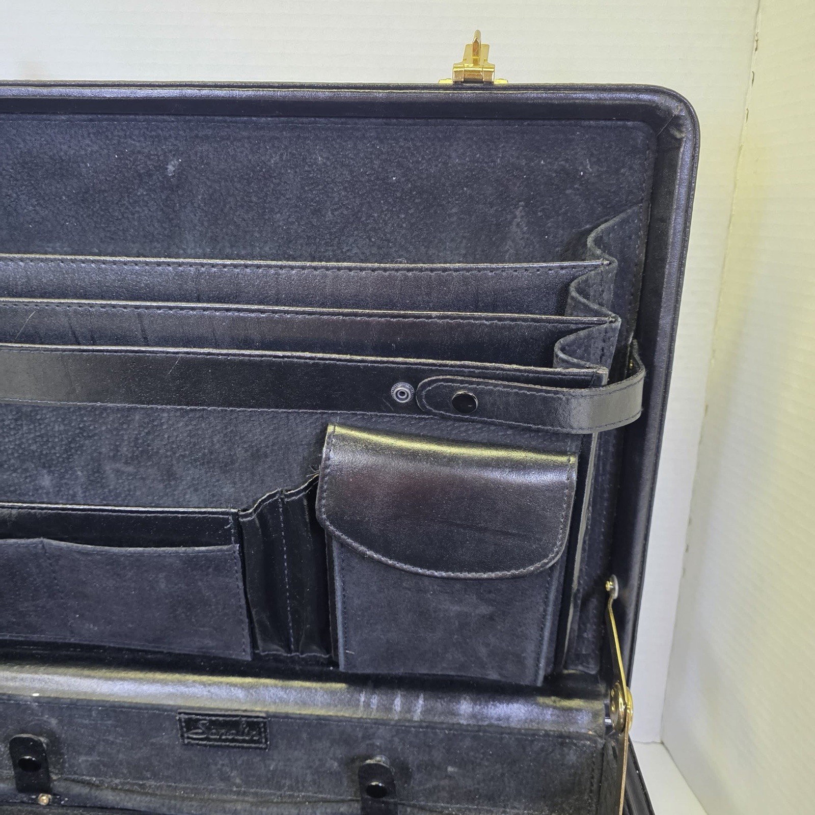 Vintage Sonalin Black Leather Executive Attaché Briefcase 000 Lock
