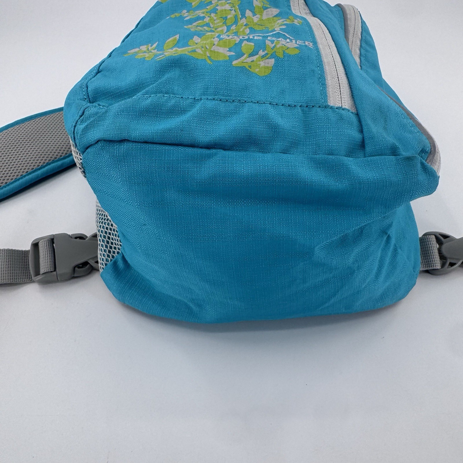 Eddie Bauer Ripstop Shoulder Sling Pack Crossbody Padded Strap Fast Shipping