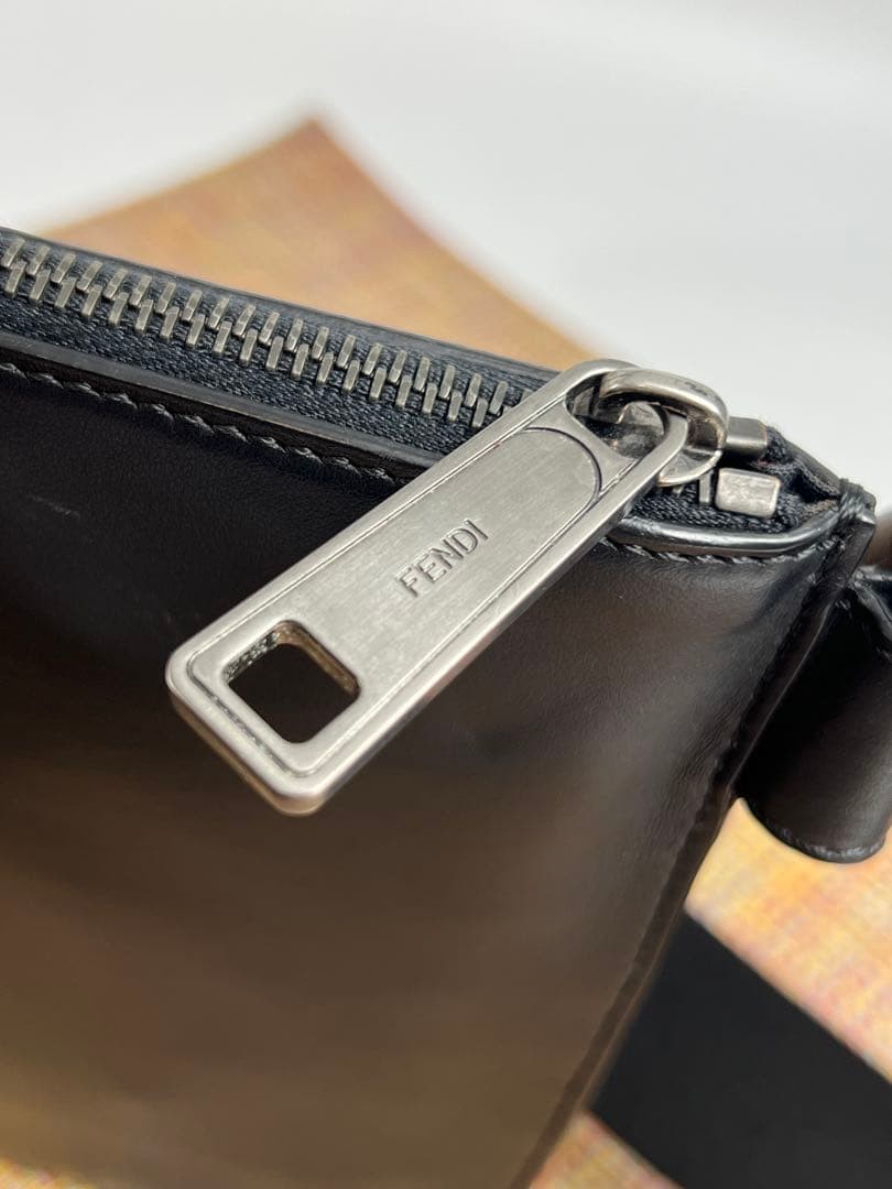 Fendi Leather Messenger Bag Men Black FF Motif Zucchino Strap 24×18.5×1 cm