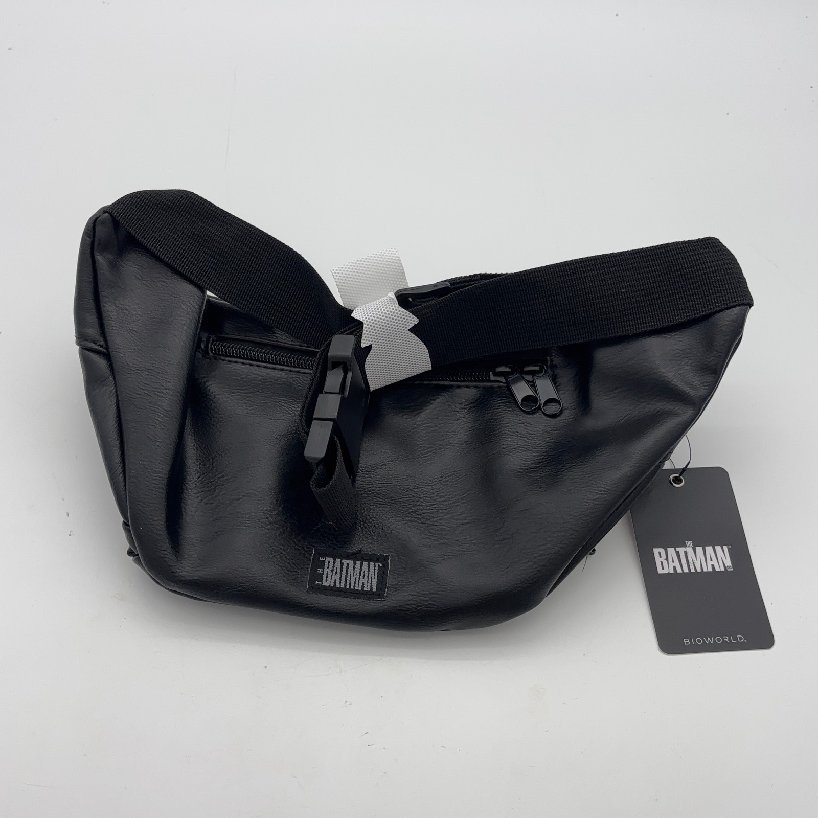 The Batman Bat Signal Fanny Pack Bioworld NWT DC Comics Faux Leather