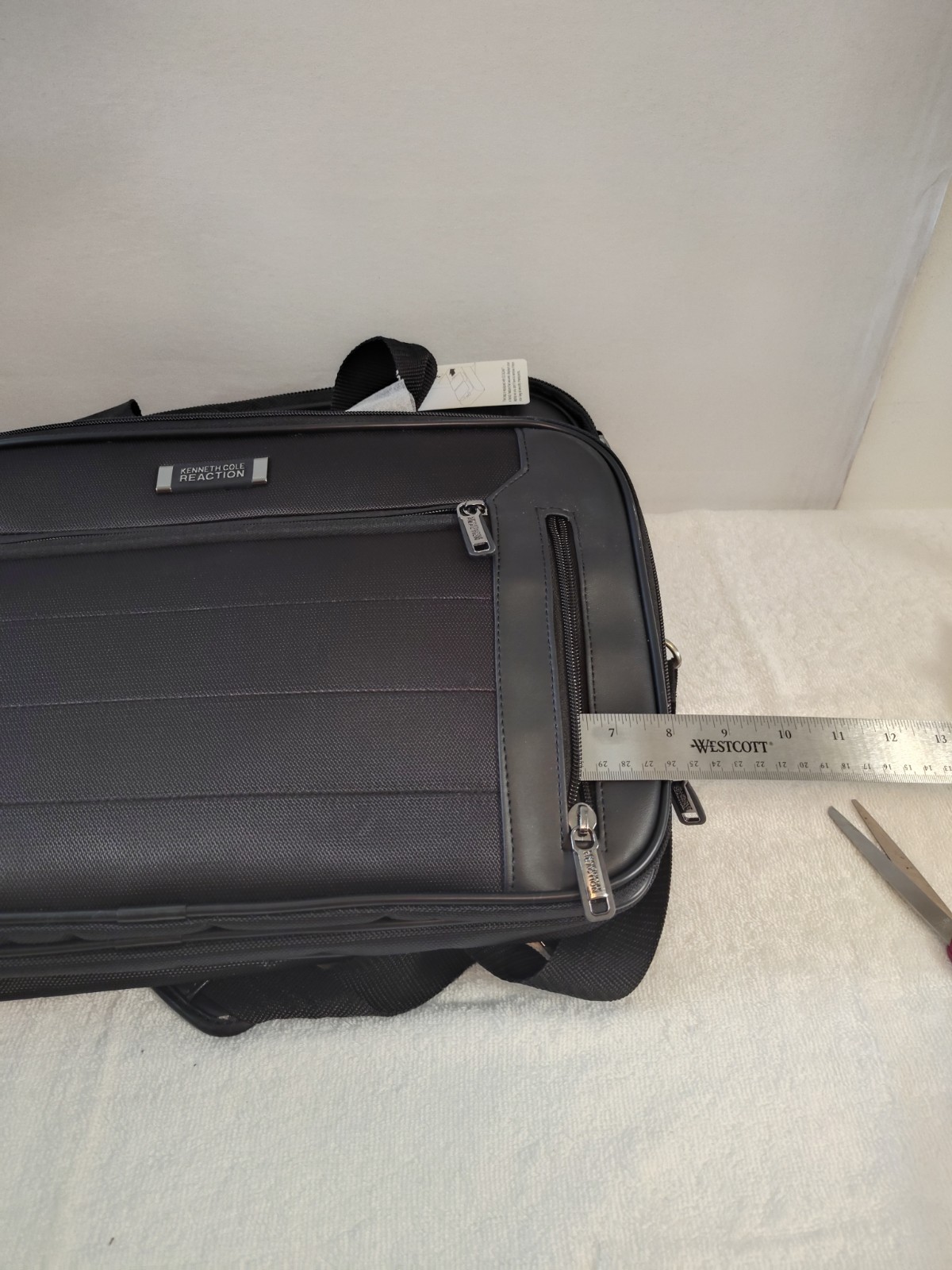 Kenneth Cole Reaction Keystone 1680D Polyester Dual 17″ Laptop Portfolio