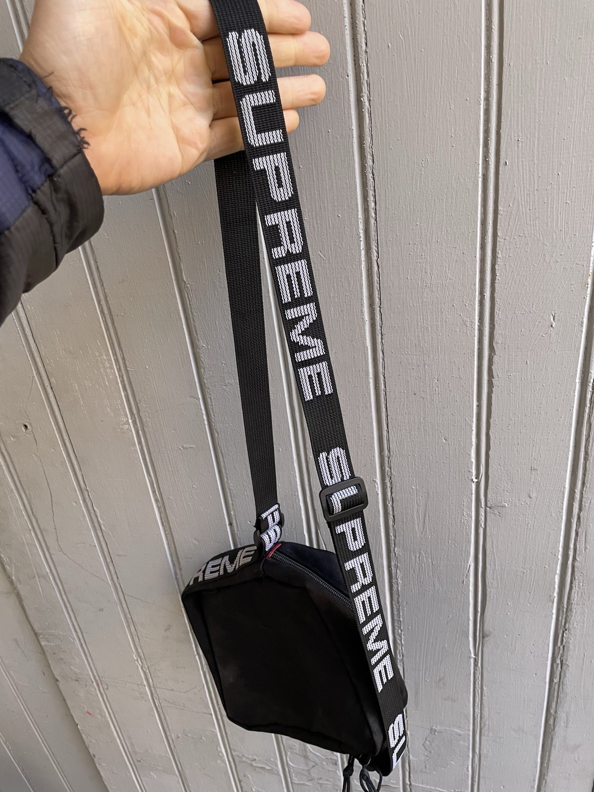 Supreme SS18 Shoulder Bag – Black