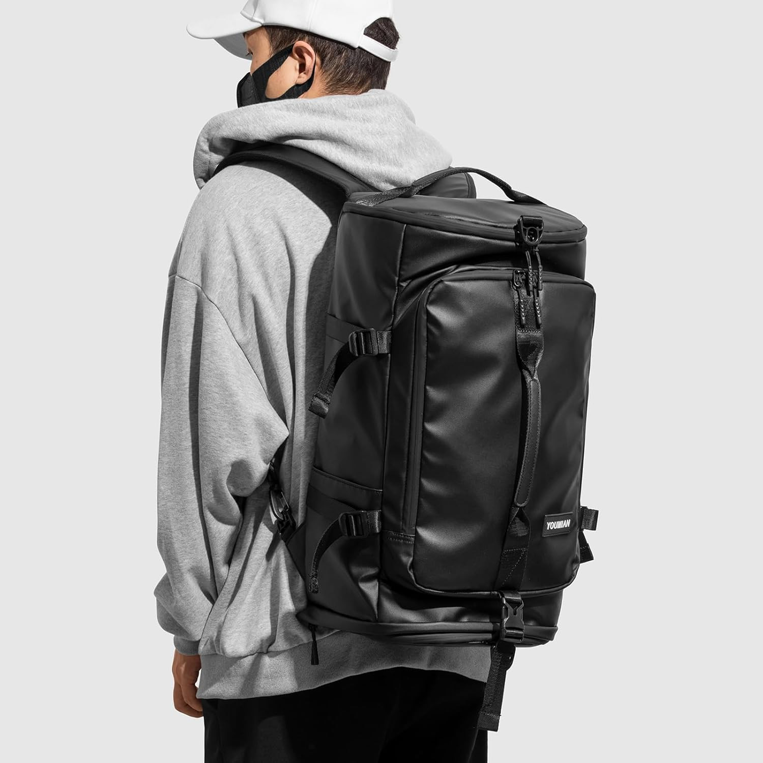 Versatile 3 in 1 Gym Duffle Backpack 40L Waterproof Bag for Sports & Travel