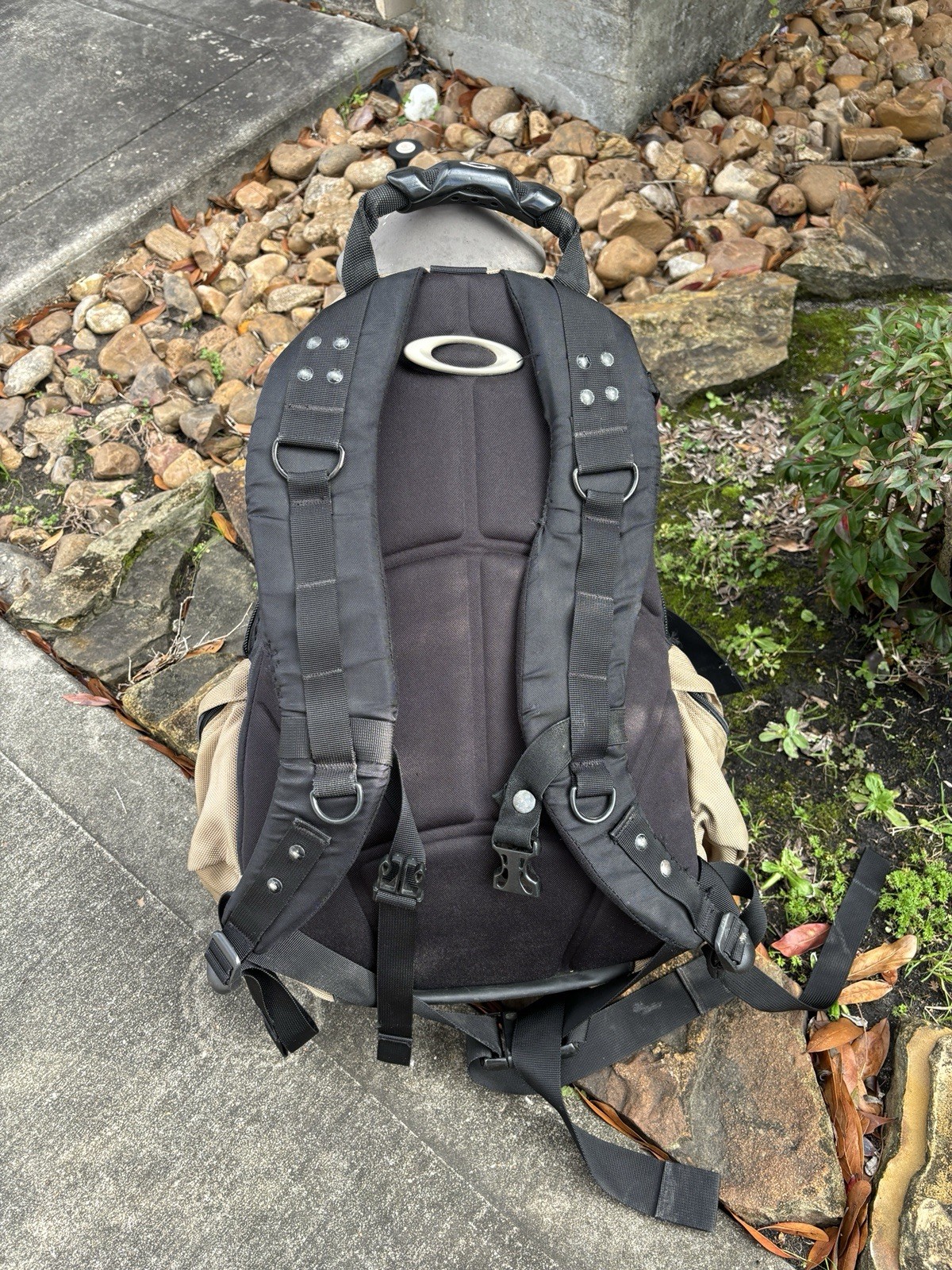 Vintage Y2K Oakley Icon Backpack Desert Tan Black Military Rucksack Camping Bag