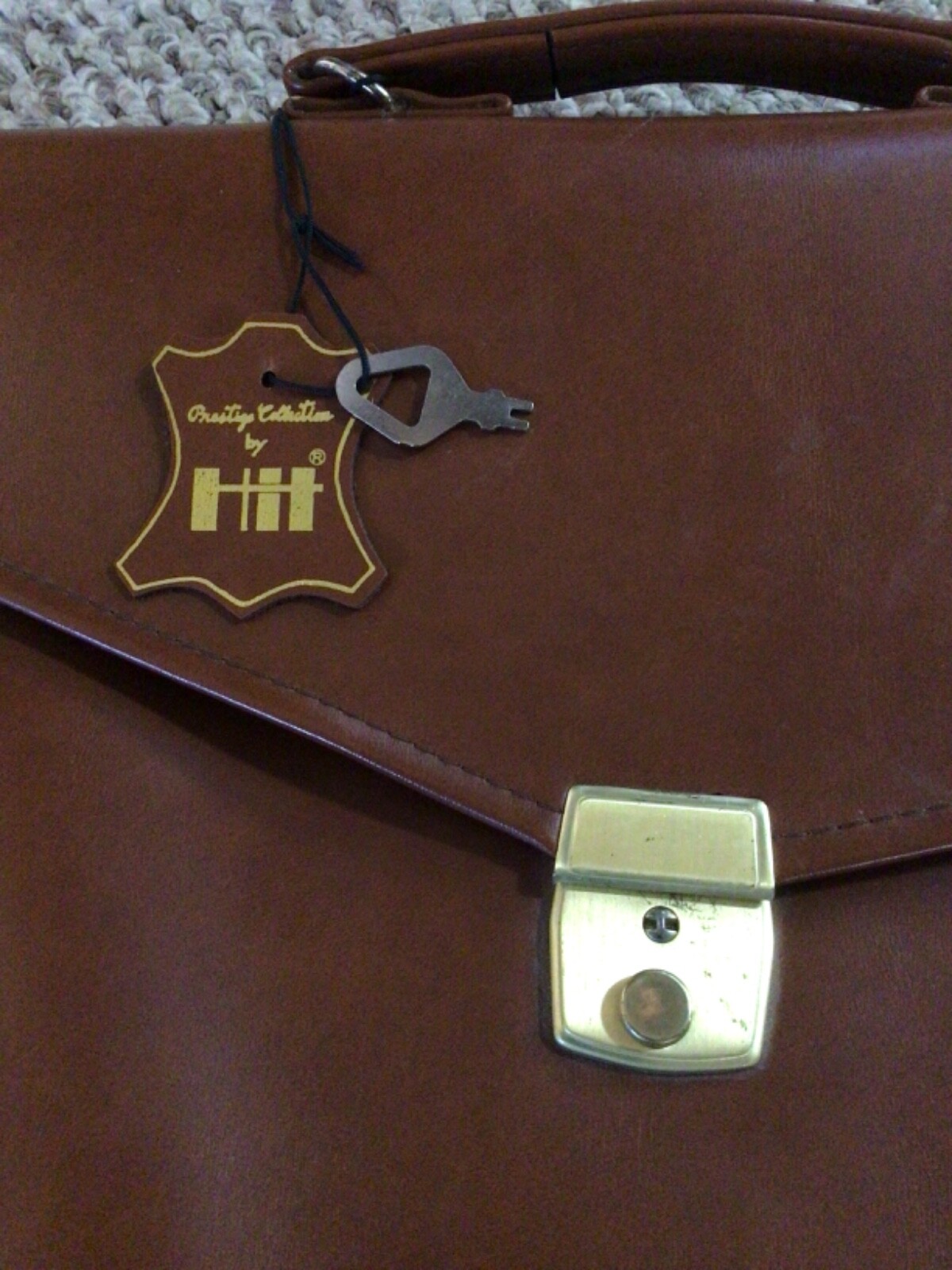 Vintage HIT Prestige Collection Lockable Leather Attache Bag 16″ W x 11″ Tall
