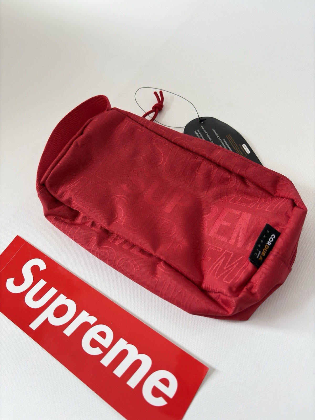Supreme Organizer Pouch Red SS19