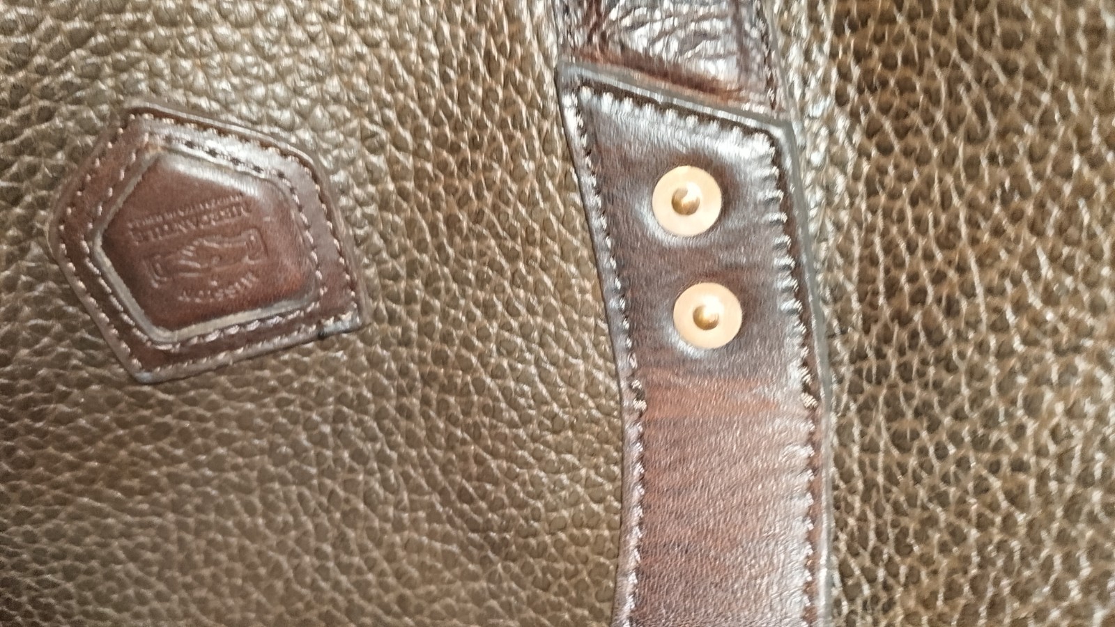 MISSION MERCANTILE Pebbled Leather 21″ Duffle Bag. BEAUTIFUL BAG !! Unused Cond.