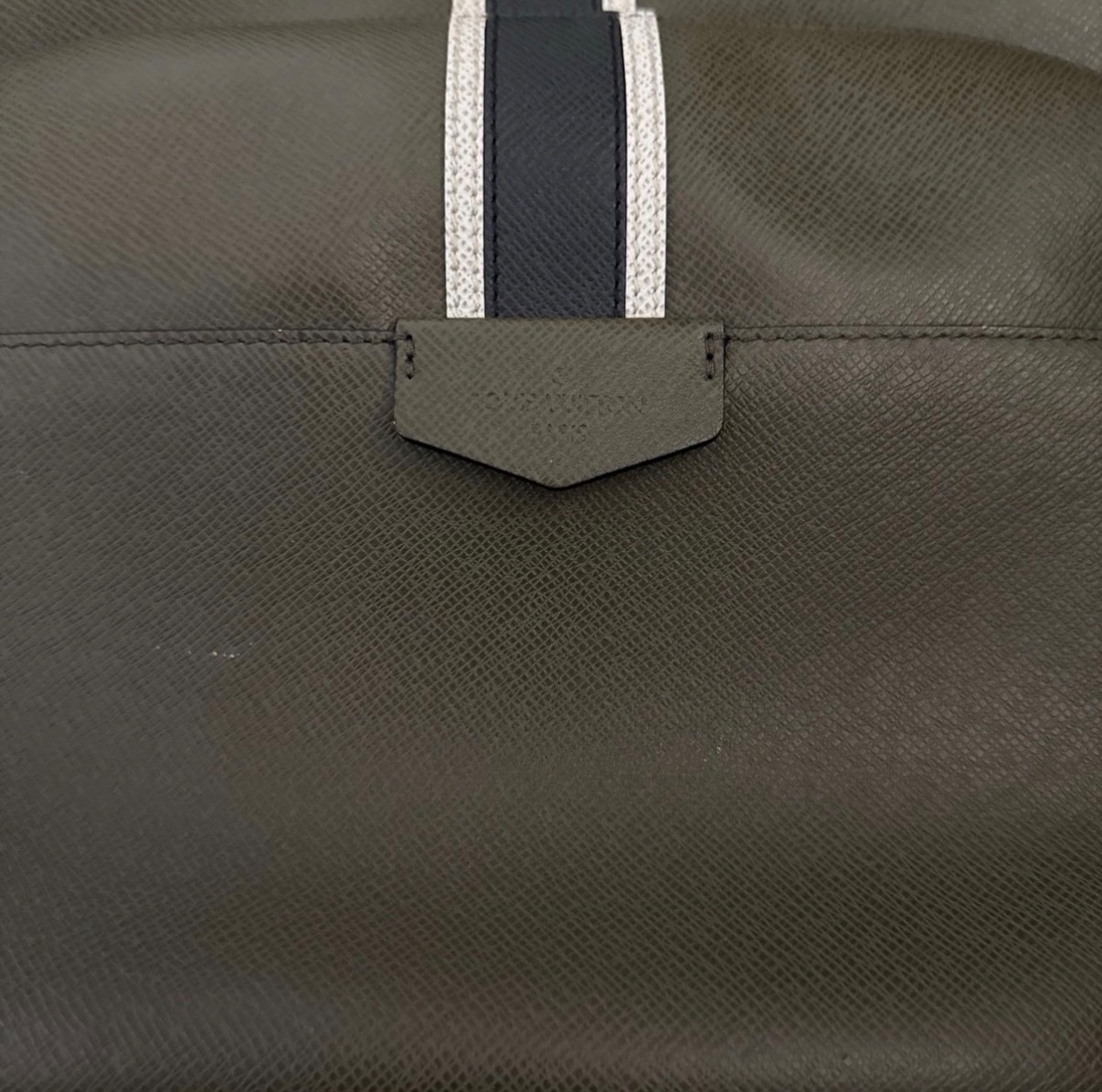 Authentic Louis Vuitton Apollo Backpack Taiga Leather Khaki Green Blue Stripe