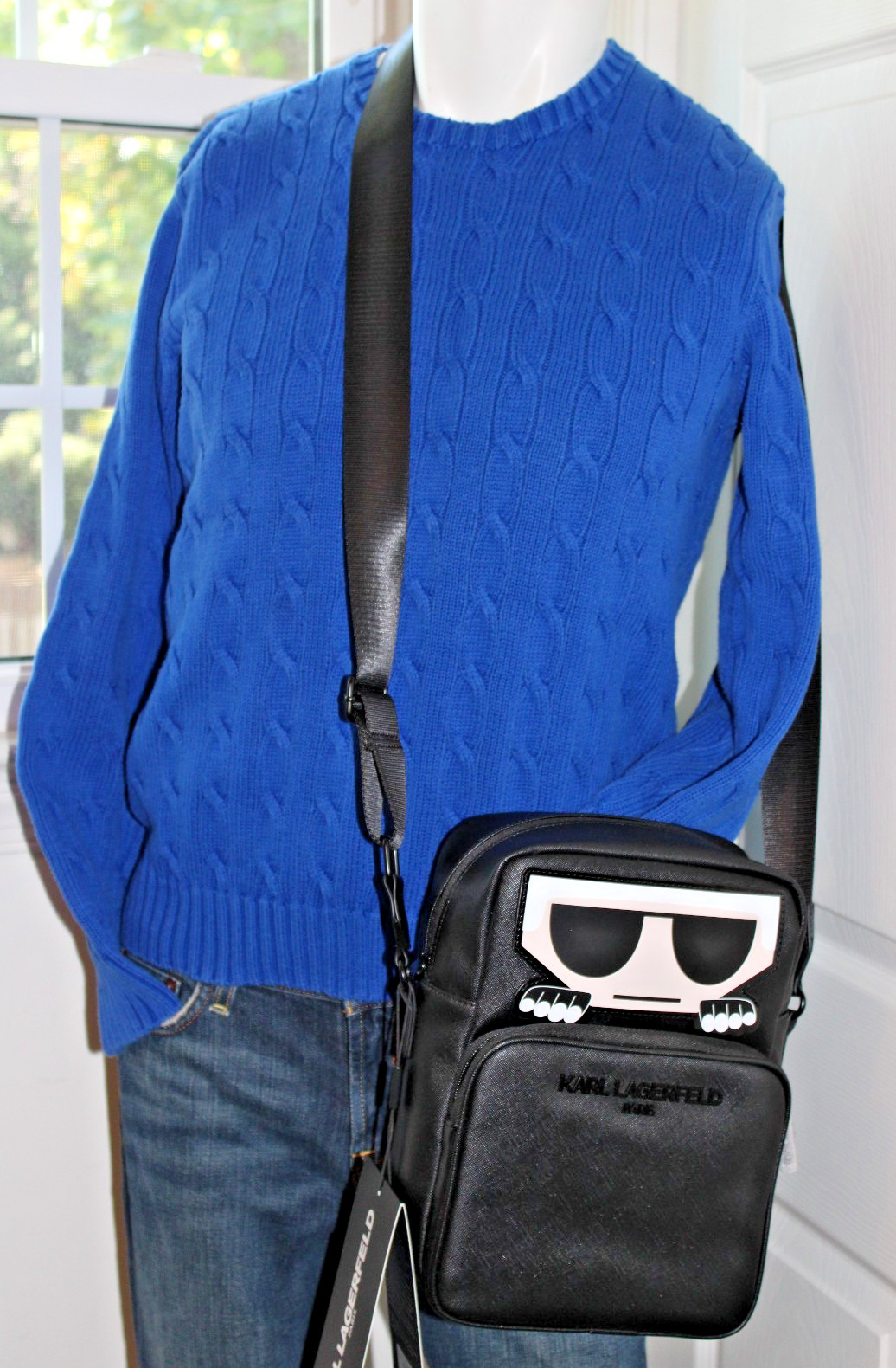 NEW Karl Lagerfeld Crossbody Men’s Bag Black Lined Pockets Adjustable Strap iPad