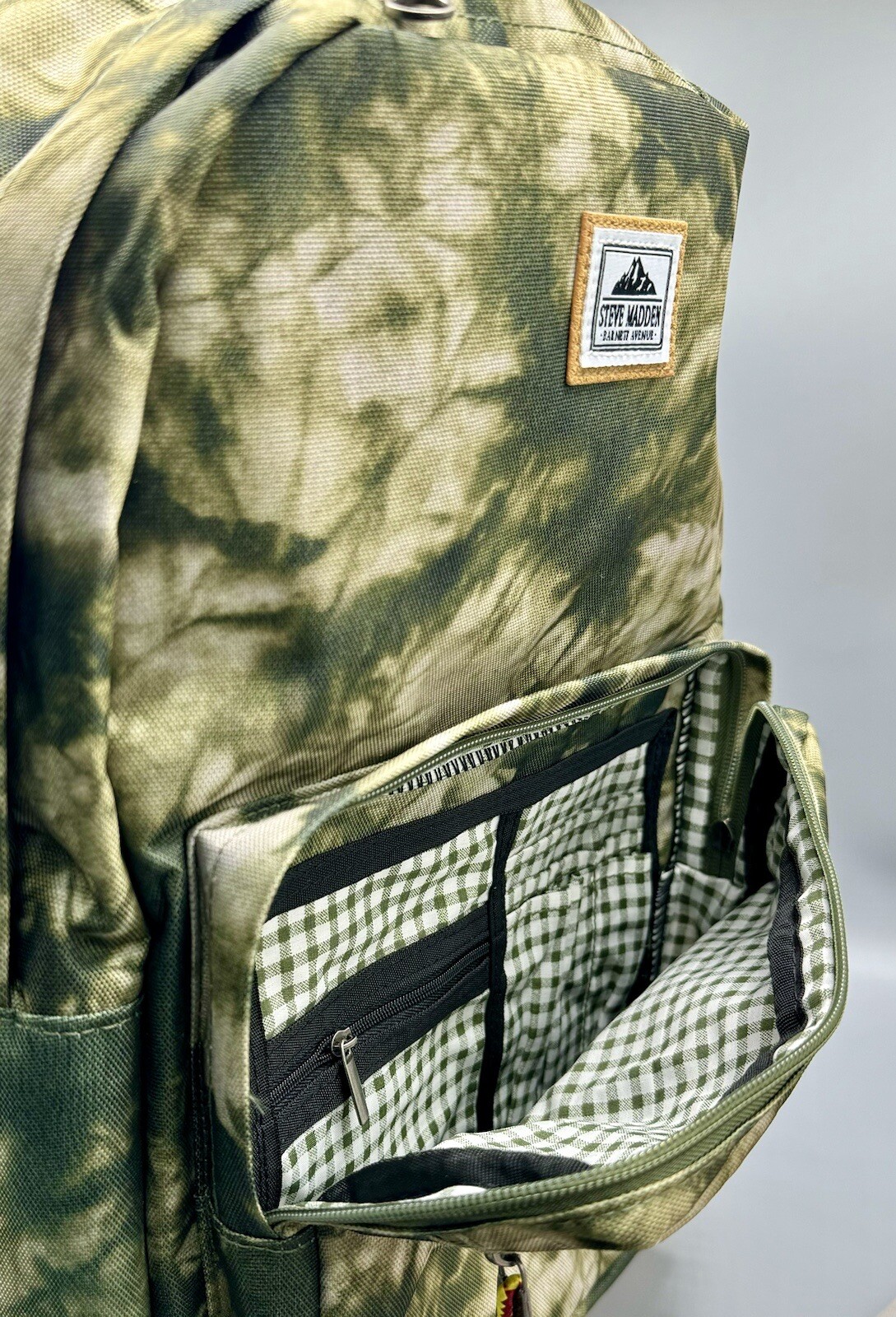 STEVE MADDEN Solid Classic Sport Dome Backpack, Olive Green/Multi, NWT
