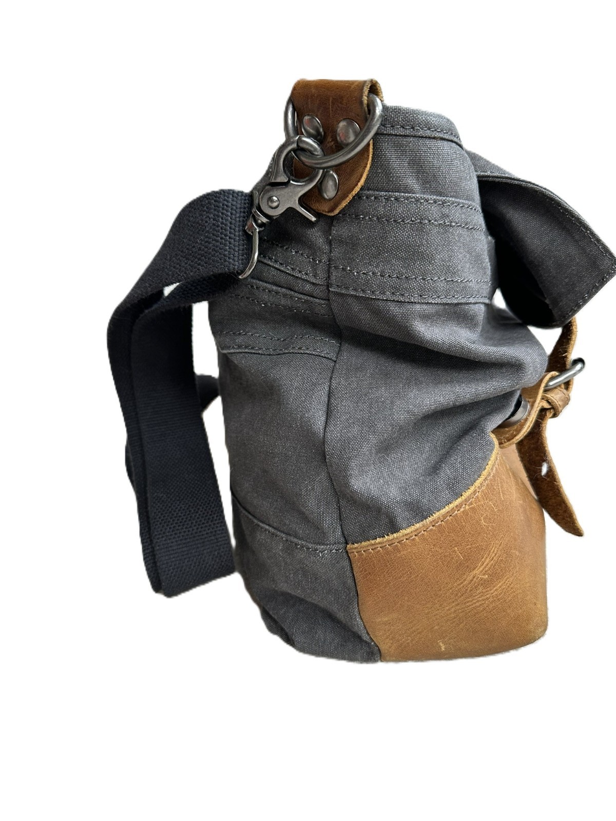 RuffRyder Messenger Bag Gray Canvas Leather Ruff Ryder Handle Shoulder Strap