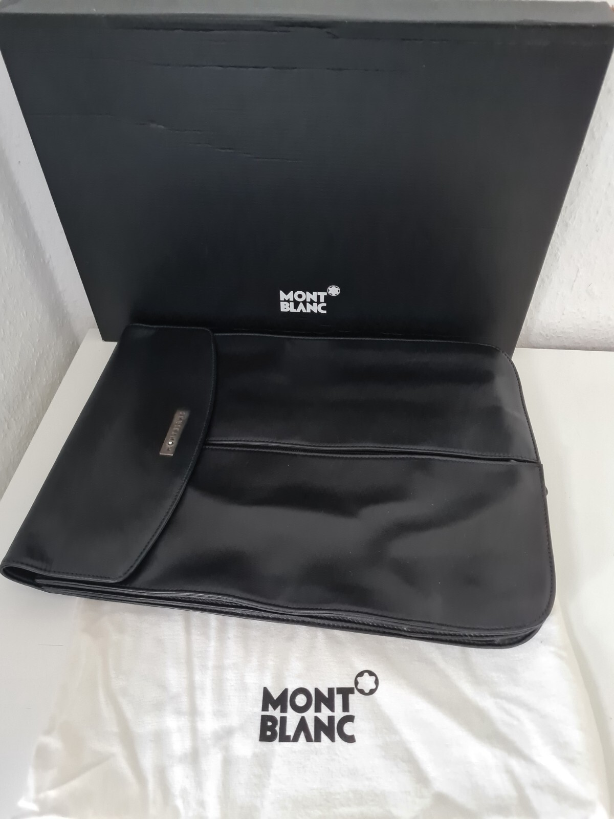 Montblanc Meisterstuck Shirt Bag 7600 Leather Black NEW RRP €1580