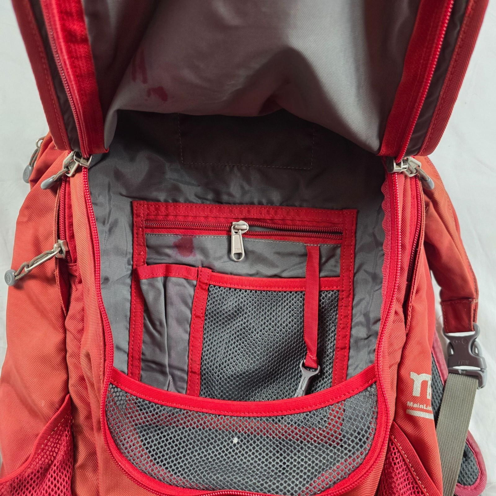Novara MainLine Red Cycling Backpack Travel Outdoors Camping Hiking Casual