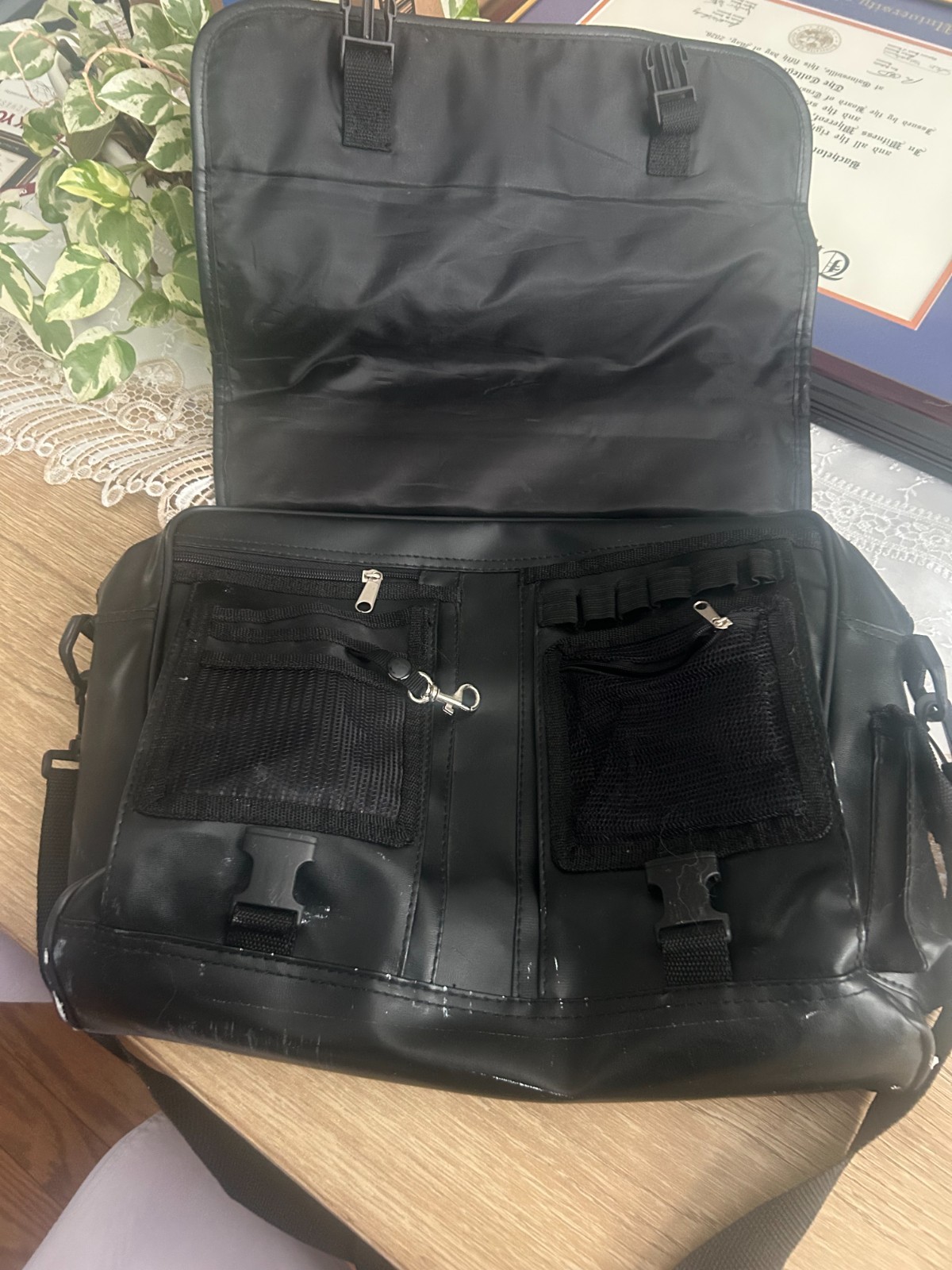 LEATHER BRIEF CASE TRAVEL BAG COMPUTER SHOULDER ATTACHE NICE!