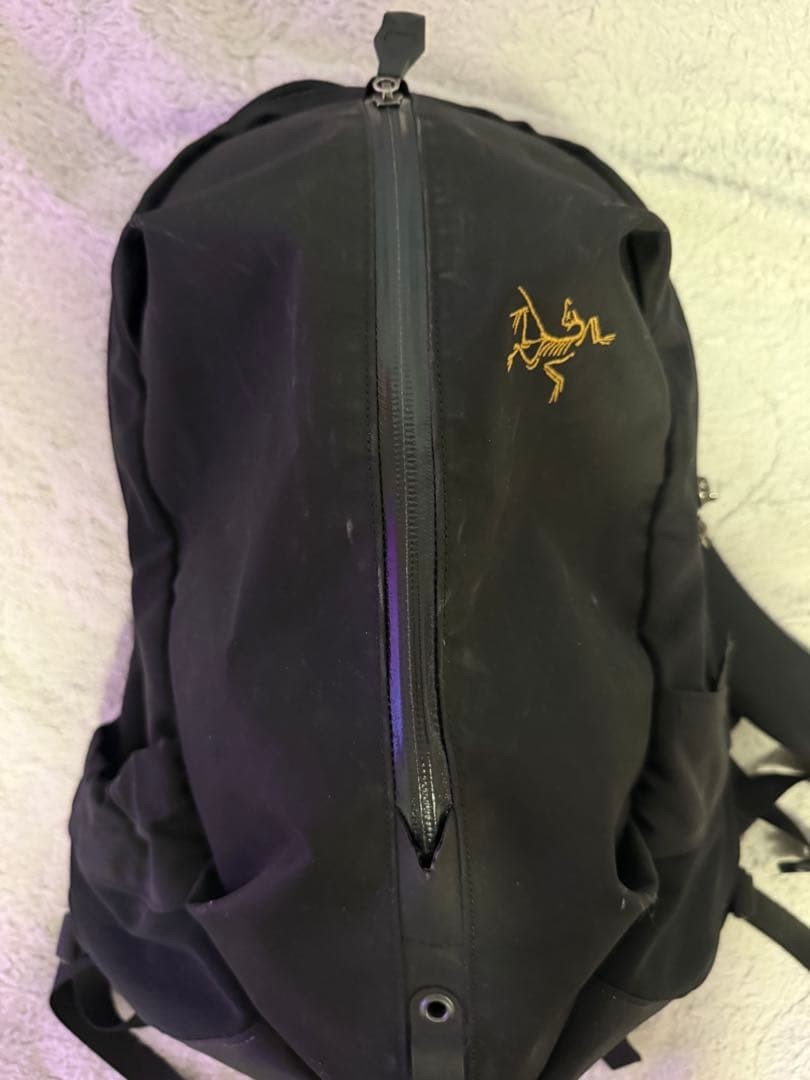 Arc’teryx Arro 16 Backpack Black 32cm W x 47cm H x 13cm Depth Used JAPAN