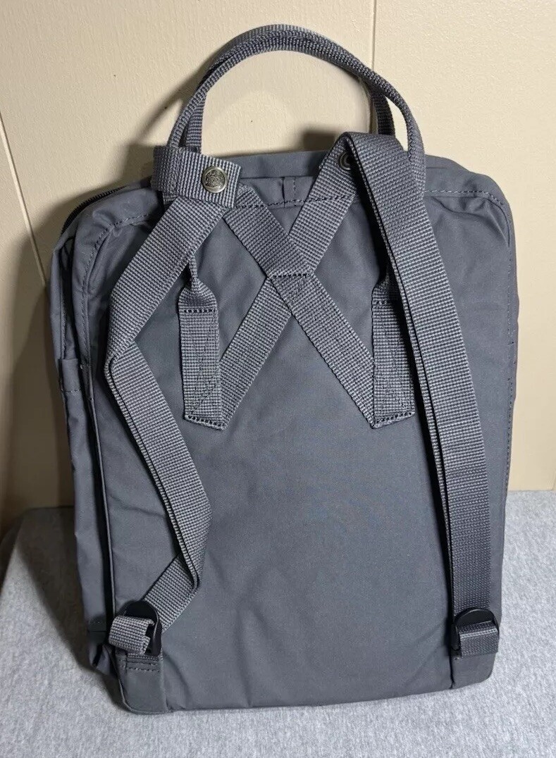 Fjallraven Classic Kanken Backpack Super Grey 23510 NWT $115