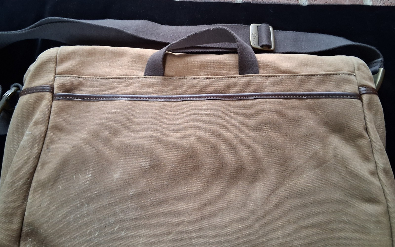 RARE Tumi T-Tech Canvas Shoulder Messenger Bag Laptop Portfolio Tan Brown