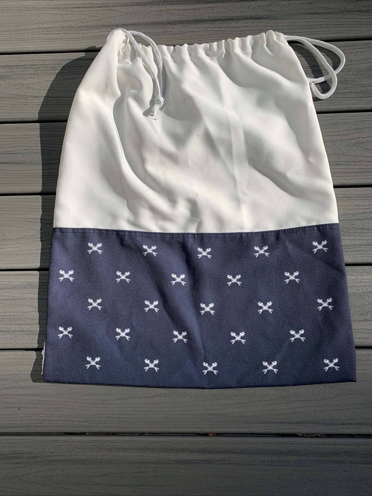 Vineyard Vines Crossed Fishbone Laundry Bag Limited Navy White Pink 21″ x 26″