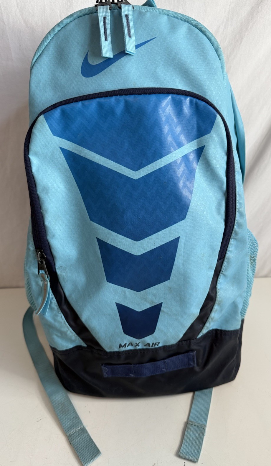 NIKE Max Air Blue Green Backpack Adjustable Straps 20” School Hiking