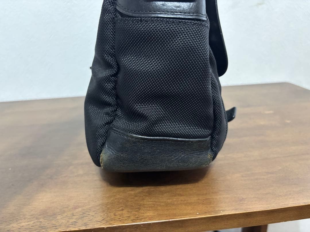 TUMI Business Bag Black