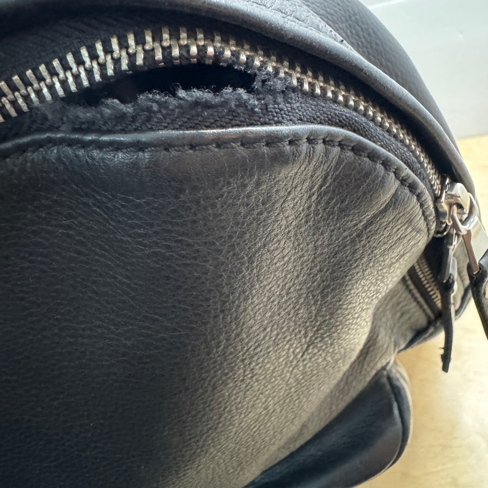 FH Wadsworth Black Leather Backpack Short Par 4 Logo Laptop Sleeve Frayed *READ*