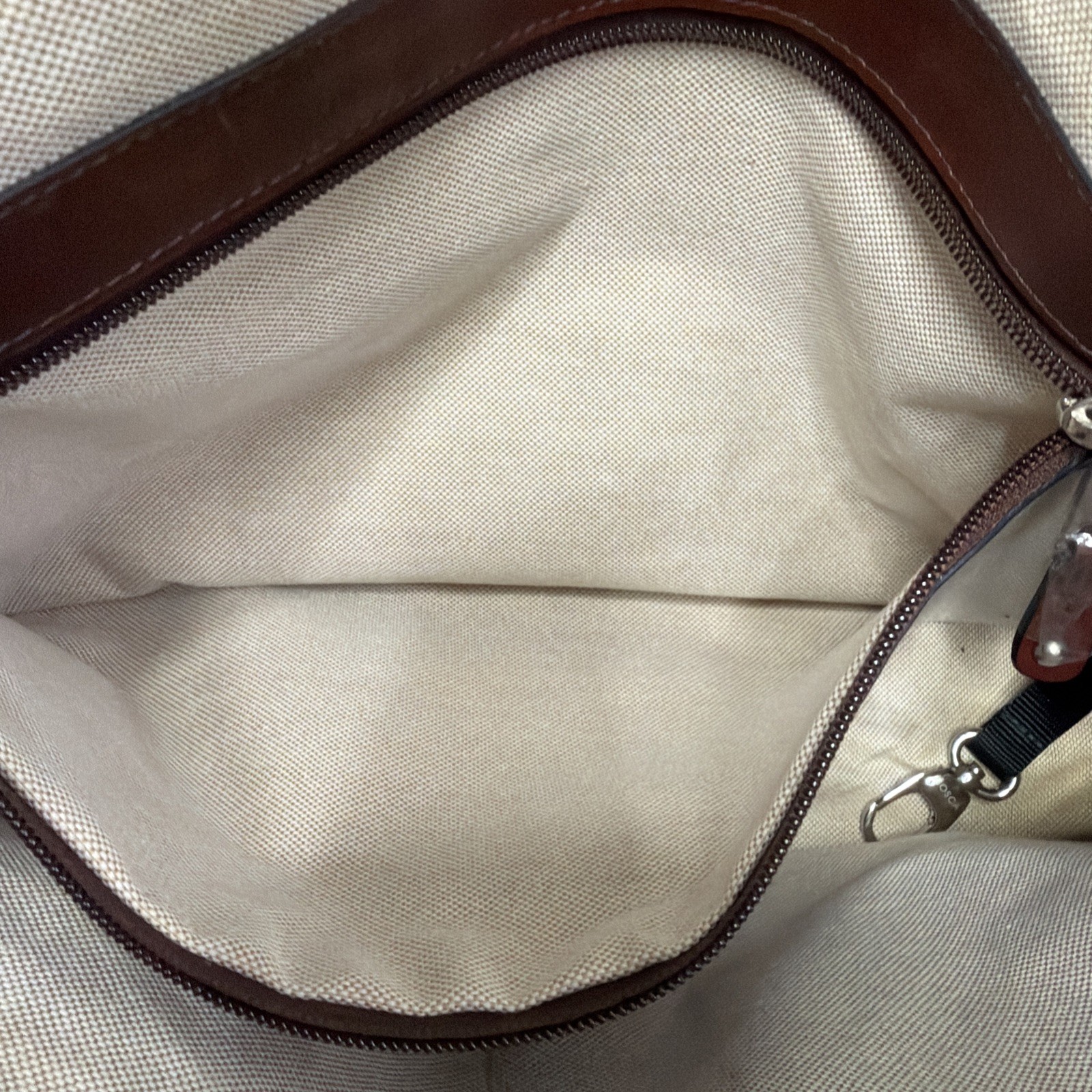 Bosca Brown Messenger Bag Magnetic Men Inner Pockets Adjustable Strap Casual