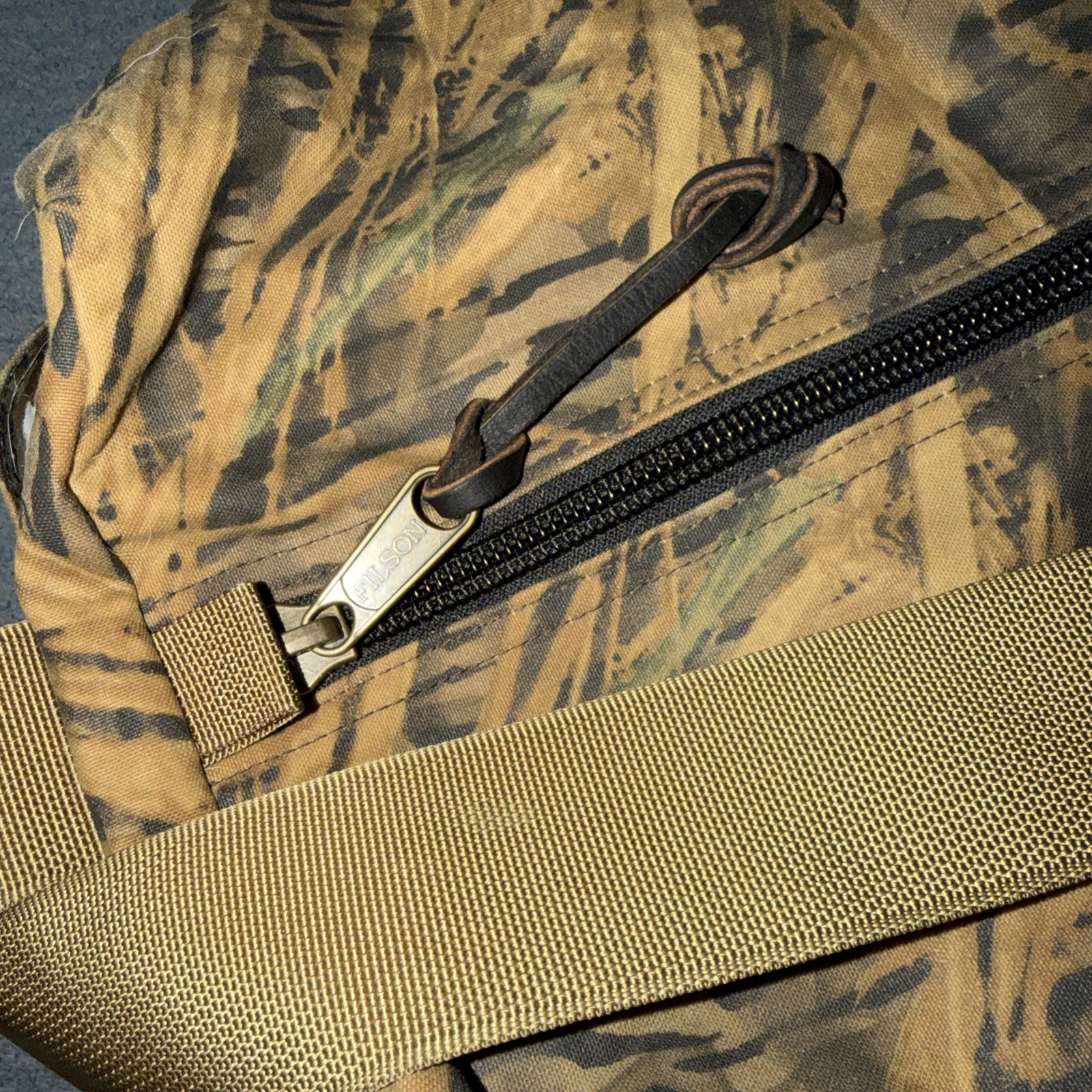 ⁠Filson Ducks Unlimited Small Field Duffle Bag NWT Mossy Oak Shadow Grass Camo⁠