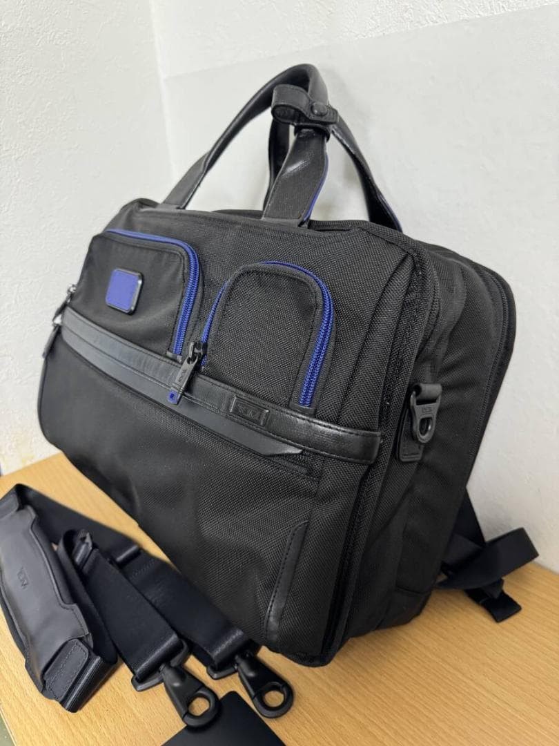 TUMI ANA ALPHA3 3WAY 2603180DNY3E Authentic