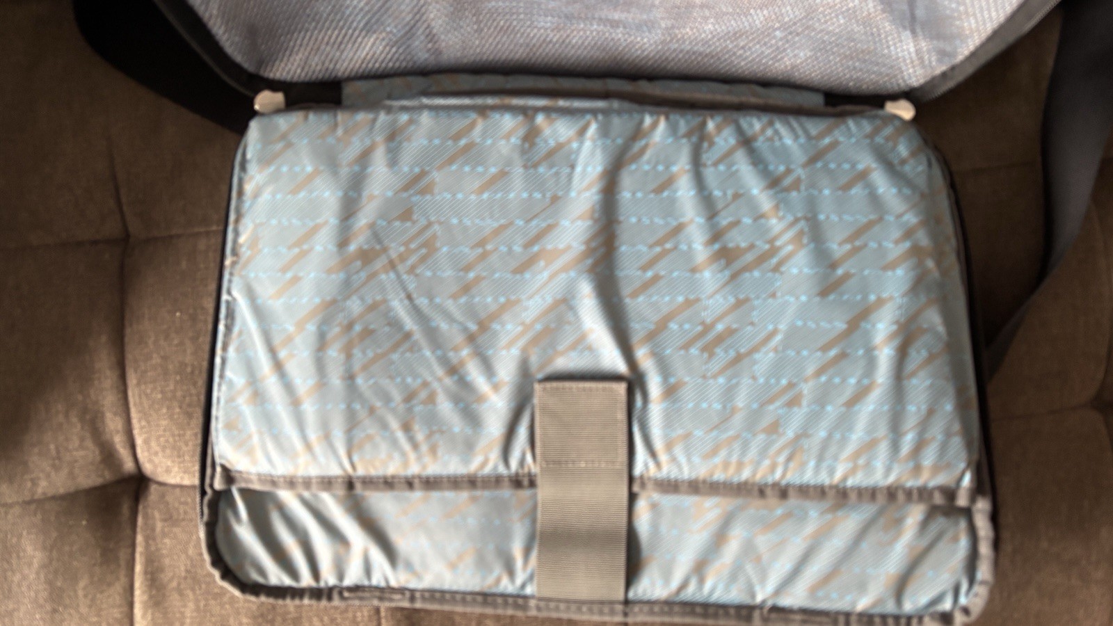 THULE Bag Messenger Crossover Crossbpdy | 15 Inch Laptop | VG Condition