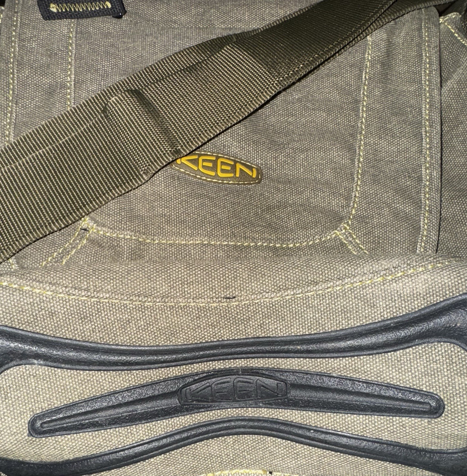 Vintage Keen Messenger Bag green khaki Hybrid Transport canvas Magnetic Closure