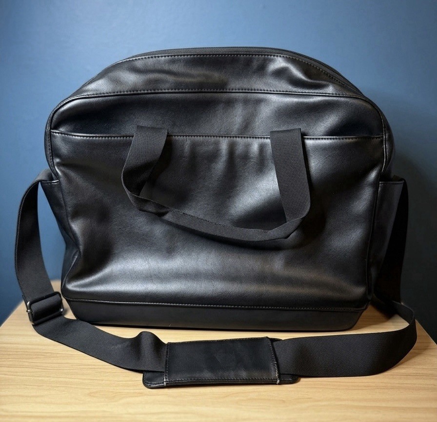 Moleskine Classic Utility Bag Black 15″ Laptop Messenger Briefcase ET56UTBK EUC