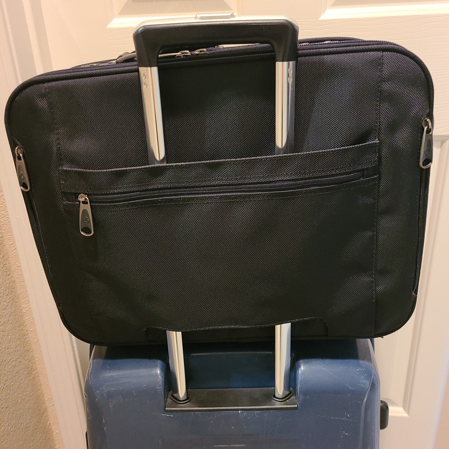 Samsonite Classic Laptop Brief Bag Carrying Case for 17″ Lap Top OBO