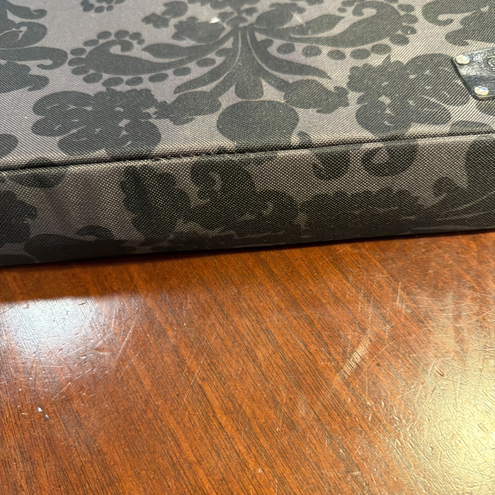 DENALI Women’s Padded Laptop Bag – See Description