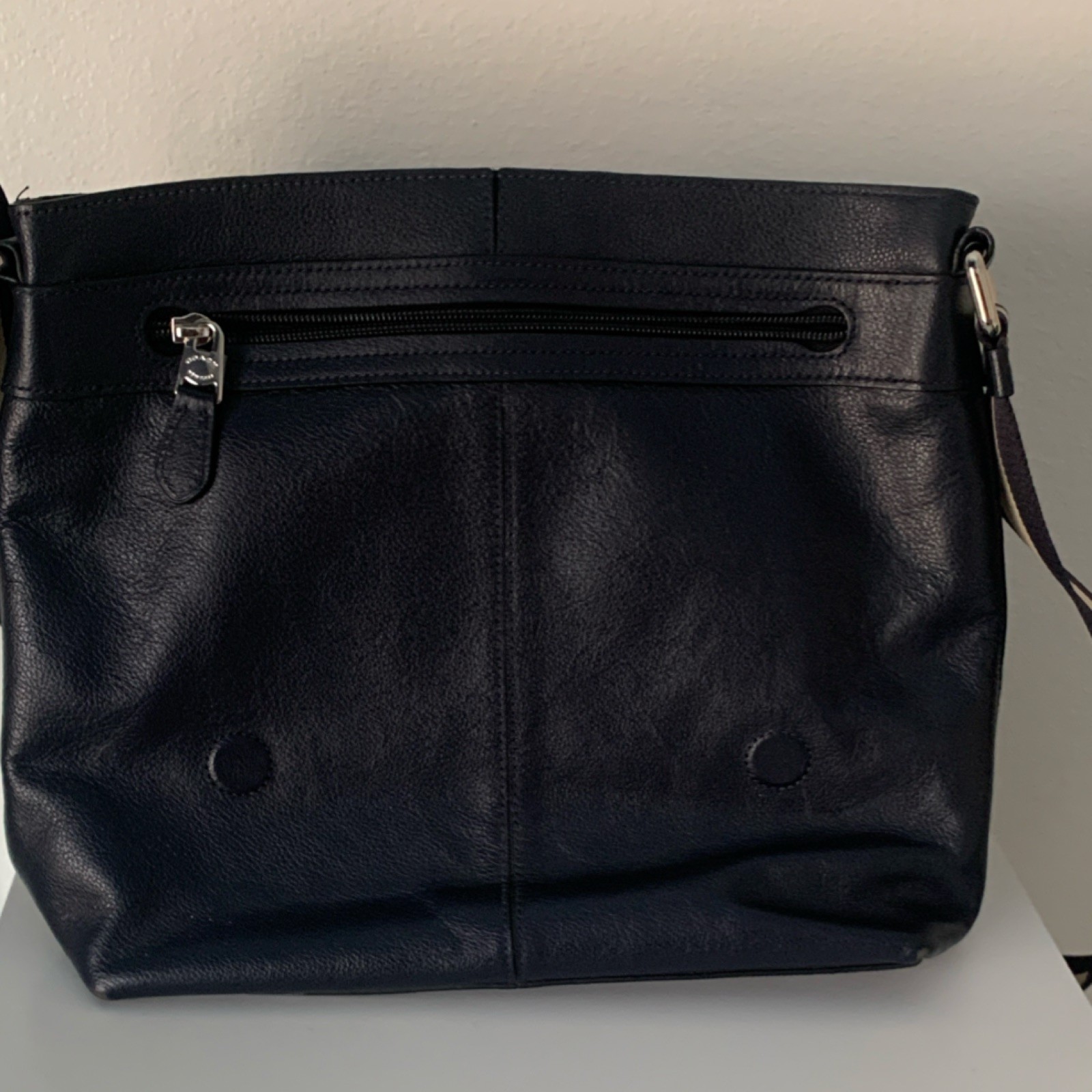 Coach Blue Messenger Bag Adjustable Canvas Strap Zip & Magnetic Closure