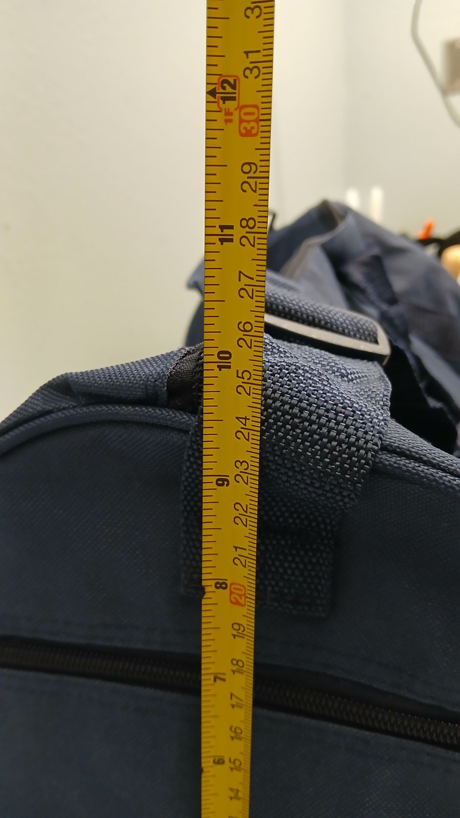 Daniel Mitchell Duffle Bag Gym Travel Luggage Navy Blue Polyester Sports Bag