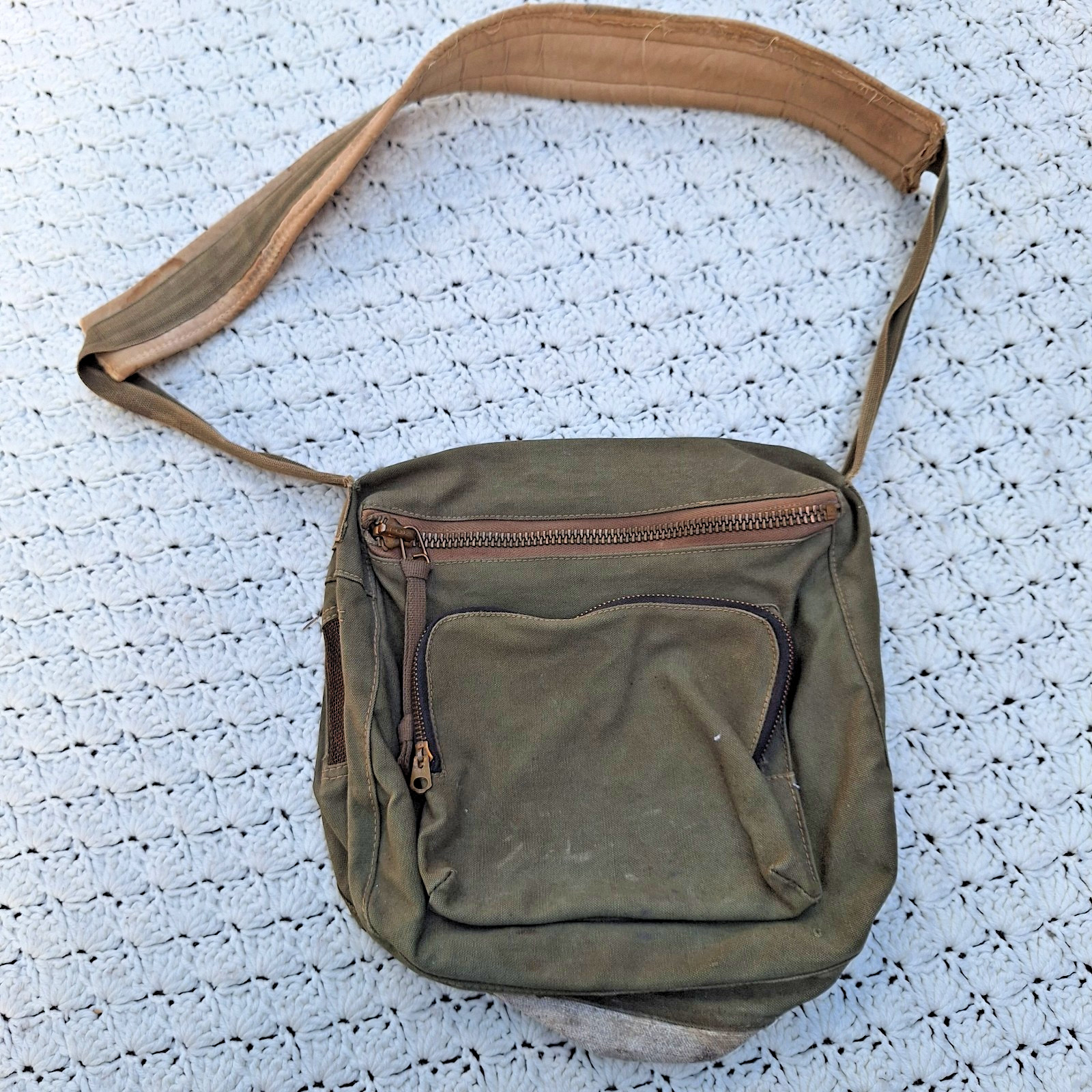 Vtg US Military Olive Drab Canvas Messenger Ammo Shoulder Bag Crossbody Talon