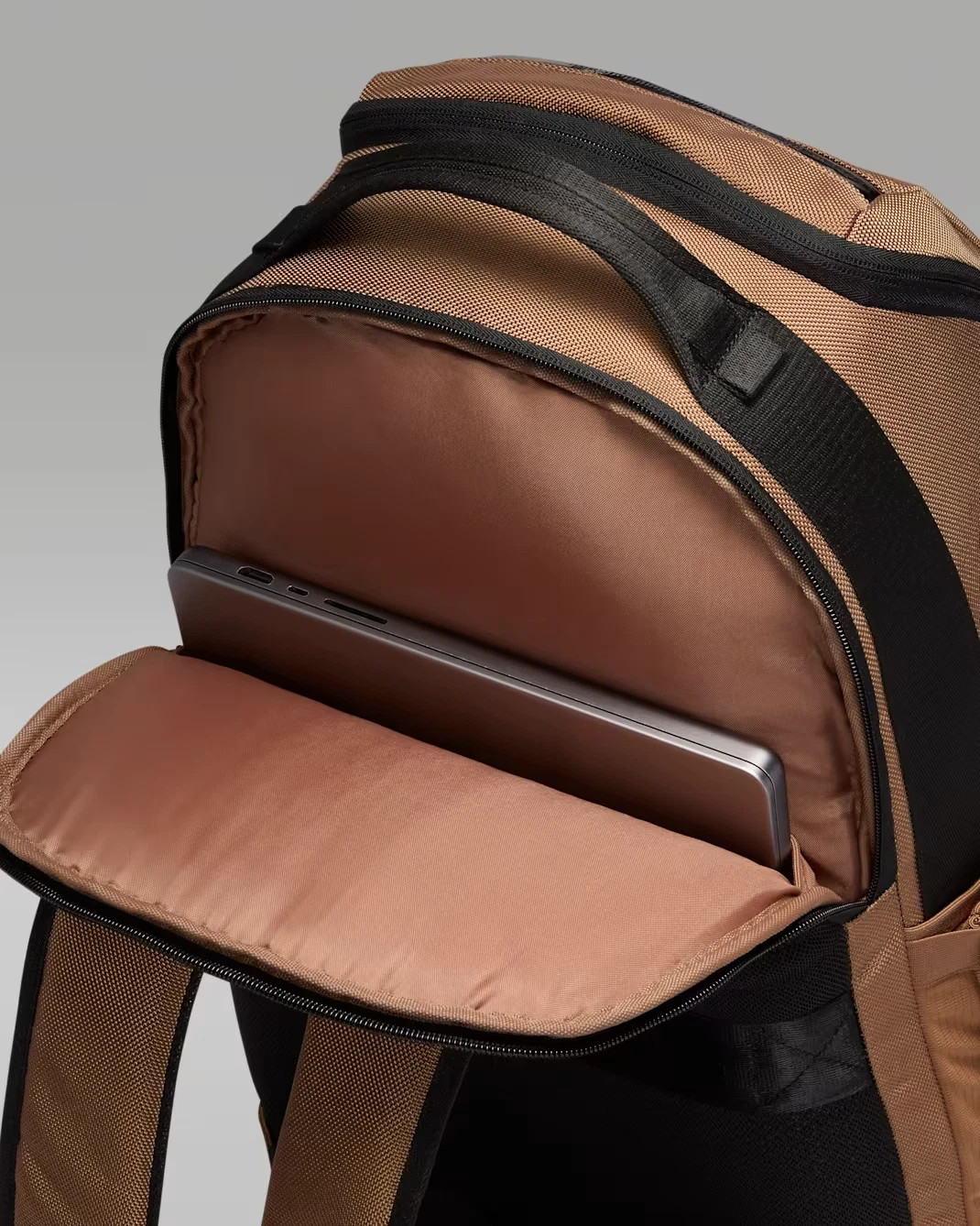 NWT Jordan Archaeo Brown Sport Backpack 33L