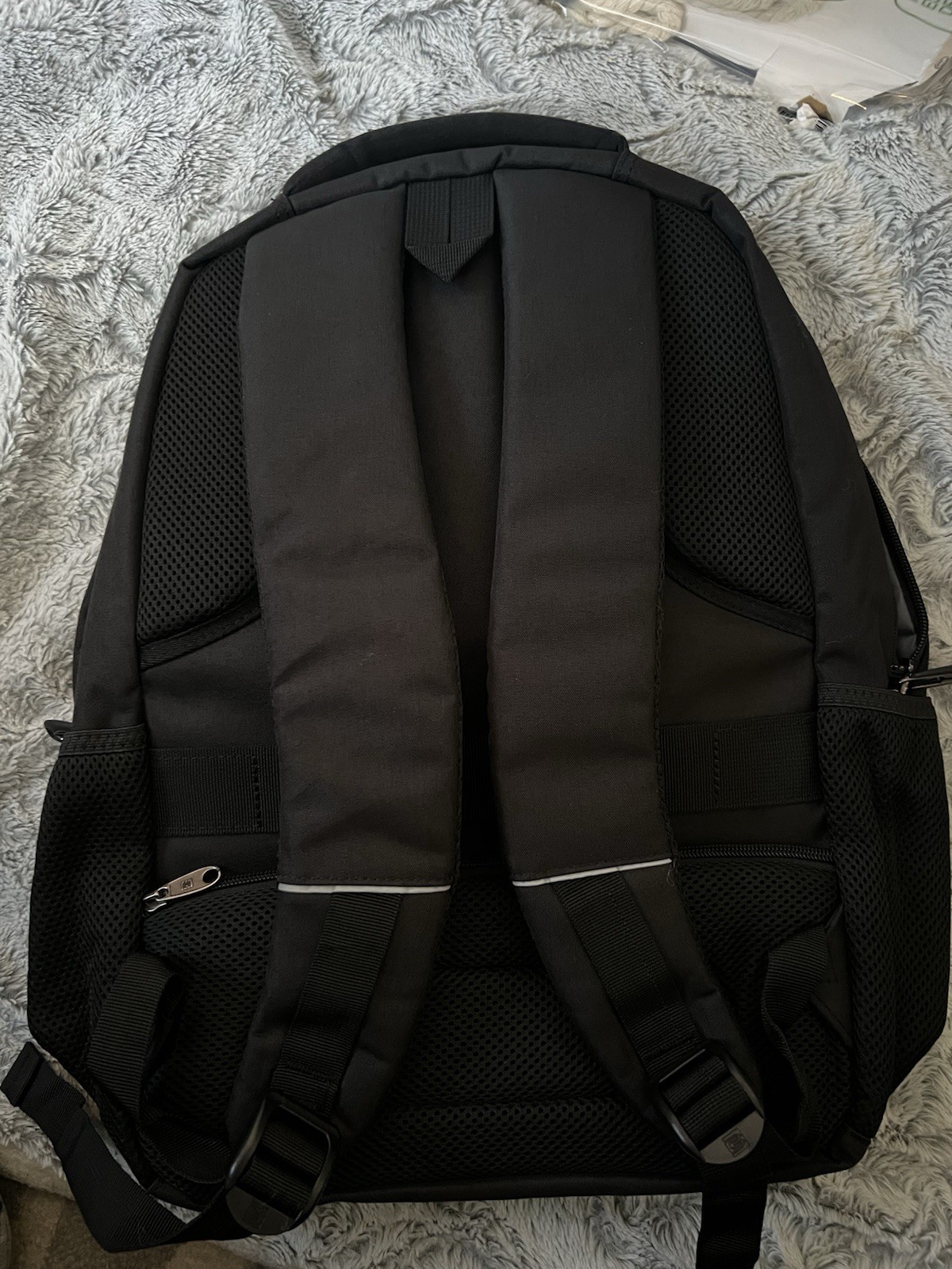 Bruno Cavalli Laptop Bag USB Charging Backpack, 15.6 Inch Laptop, Black
