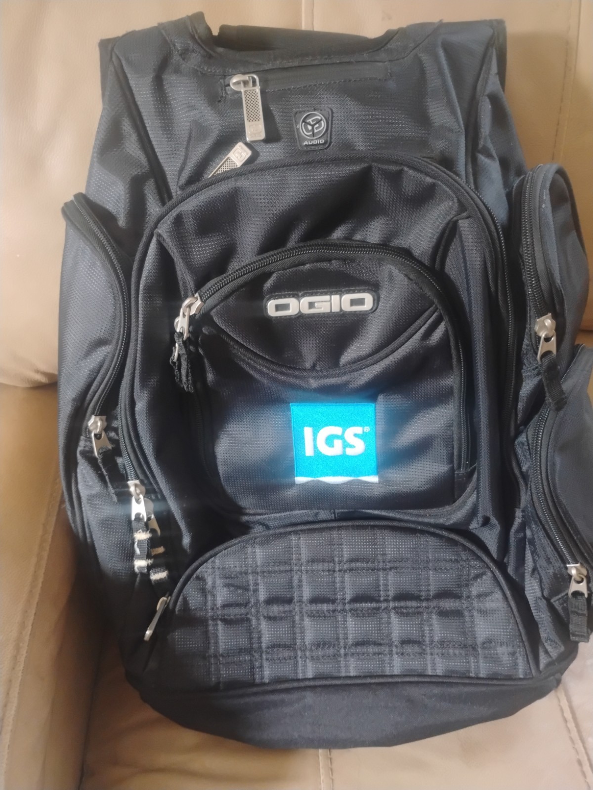 OGIO Metro Black Nylon Backpack Book Bag School Bag Laptop Multy Pocket Travel