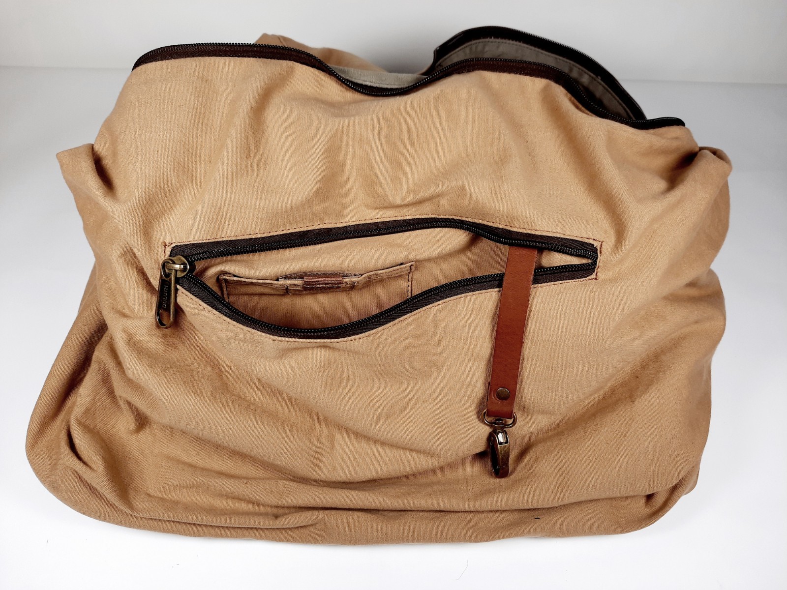 Duluth Trading Company Canvas Travel Duffle Bag 17″Wx14″Hx9″D/Olive Green