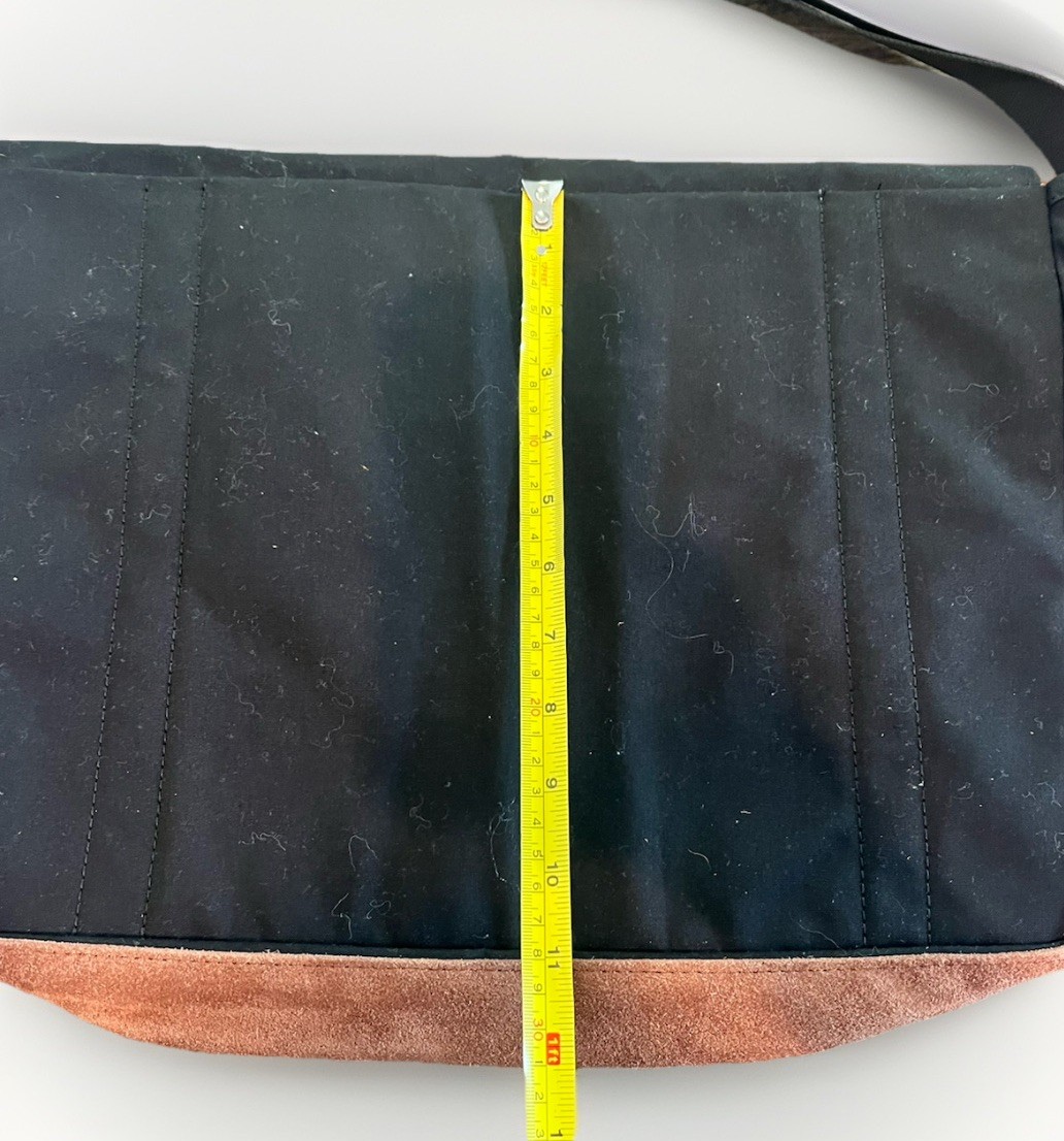 Cotopaxi Black Laptop Messenger Bag Brown Suede Trim Company Merch