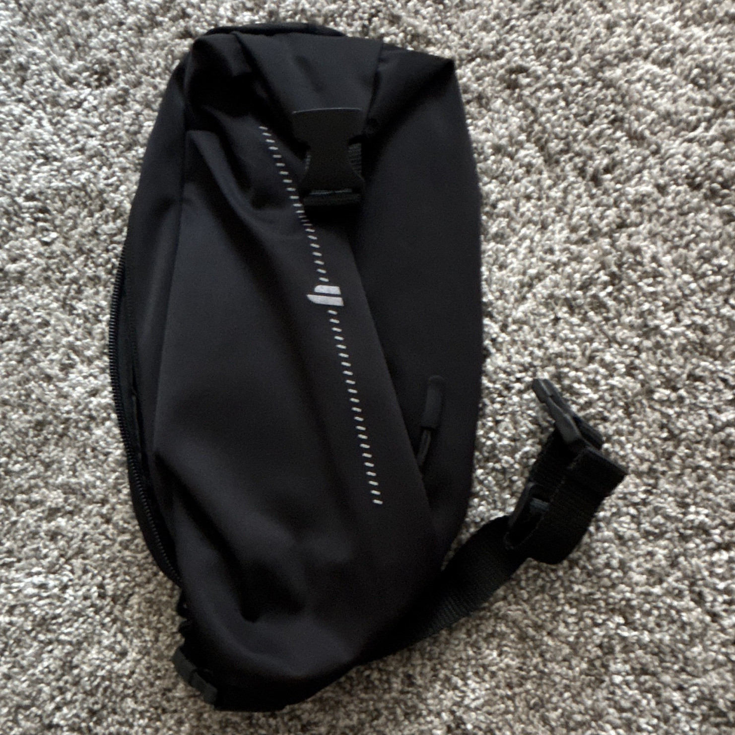 Black Unisex Medium Sling Crossbody Bag, Adjustable Strap, Zip Closure