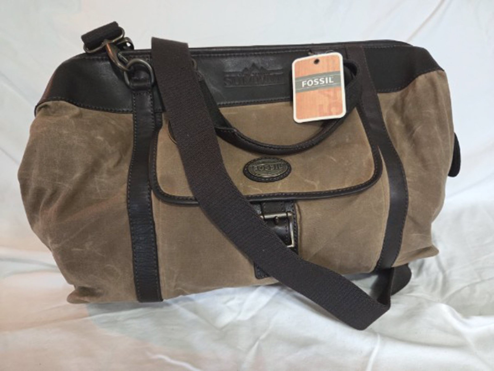 Fossil Summit Waxed Canvas & Leather Duffle Bag NWT Travel Weekender Carry-On
