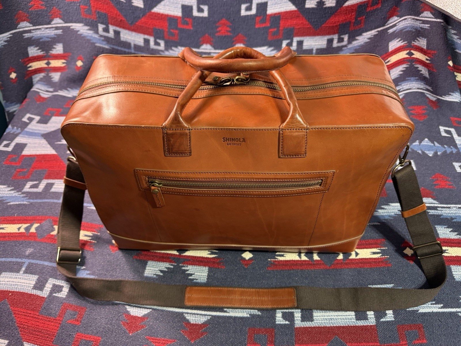 Shinola Large Shoulder Tote Carry All On Brown Leather Weekend Duffle Bag Travel