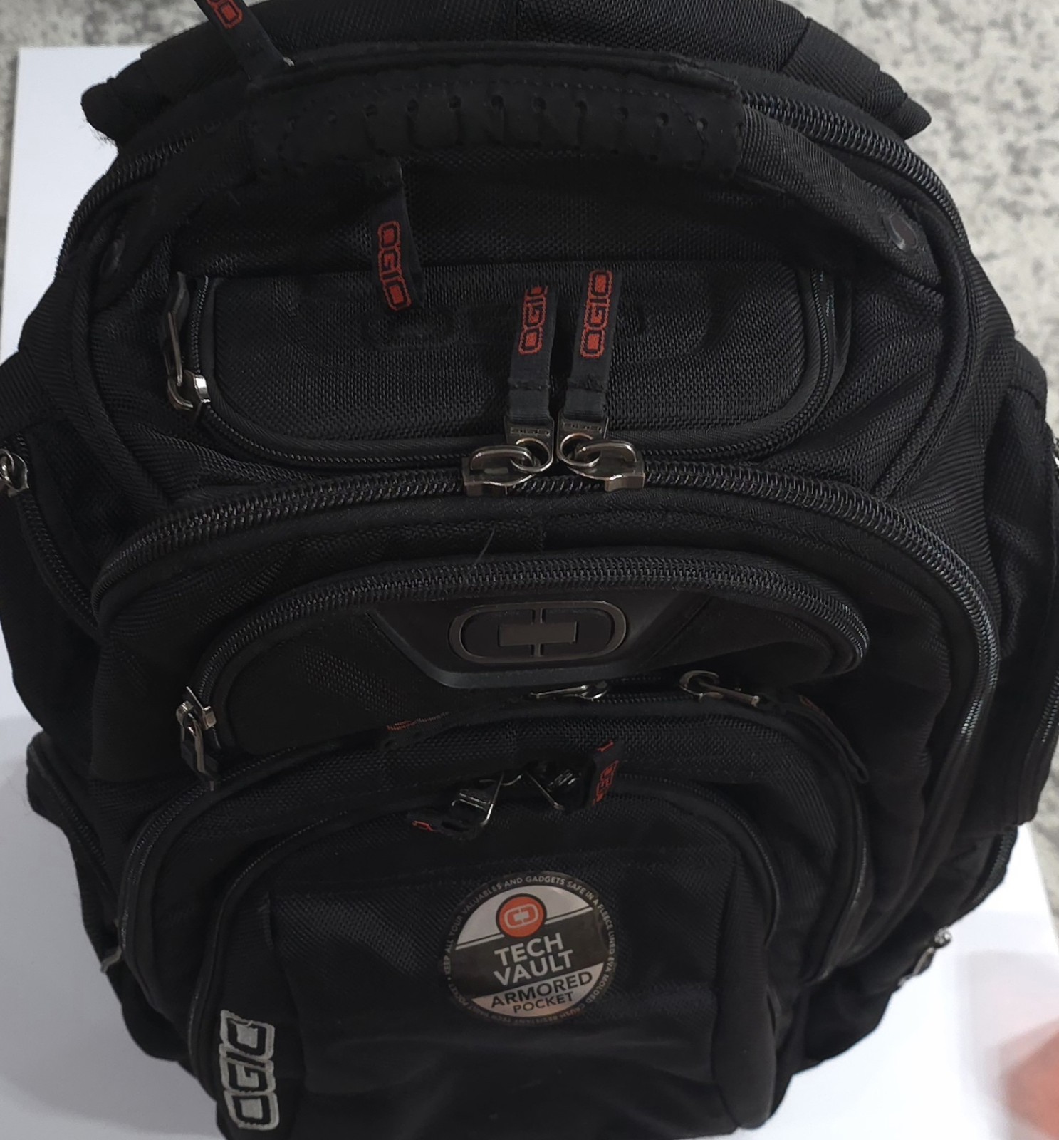 Ogio Renegade Backpack Black Tech Vault Laptop Travel Bag Excellent