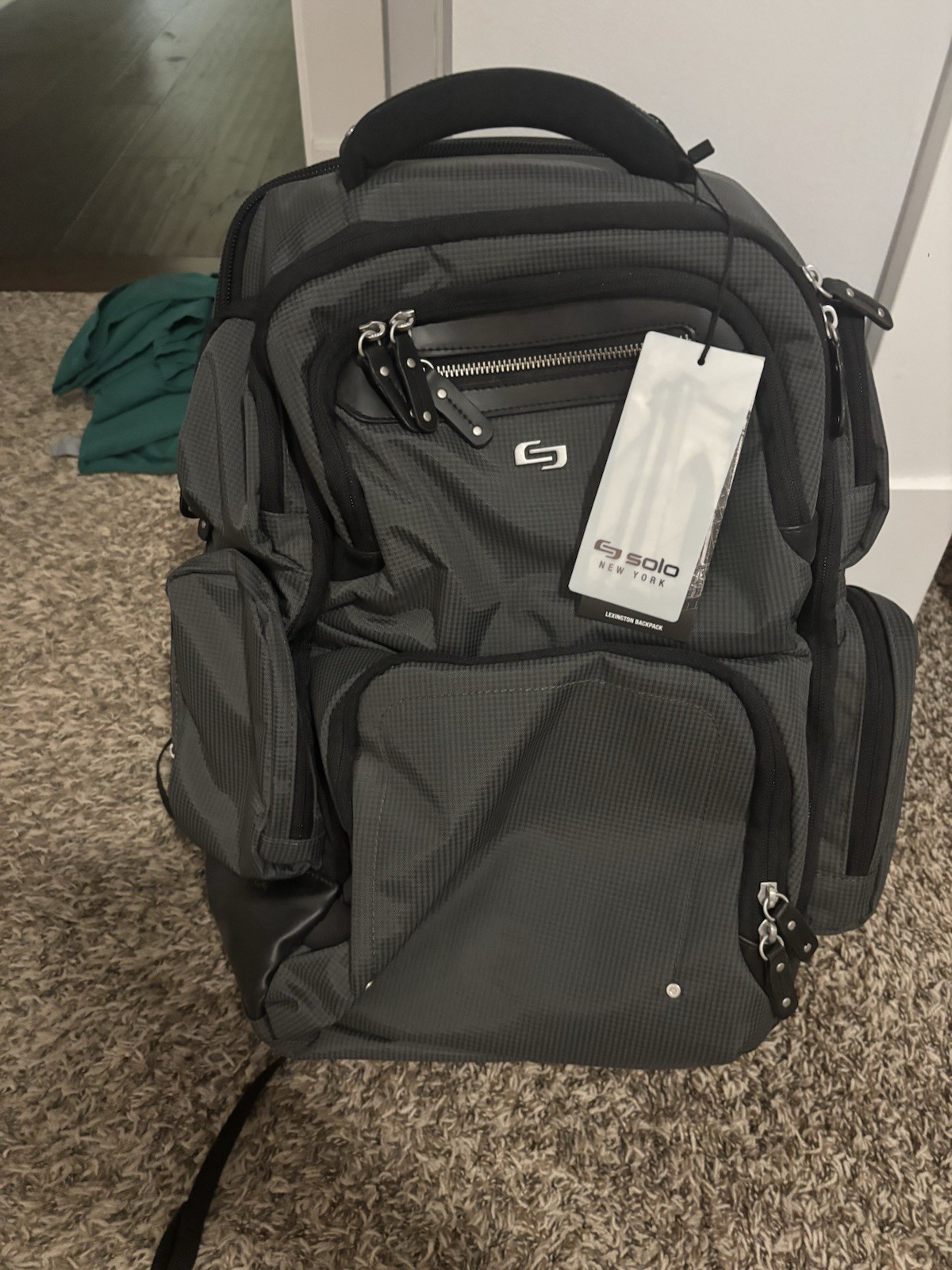 Solo New York Lexington Backpack (model ENE759-10)