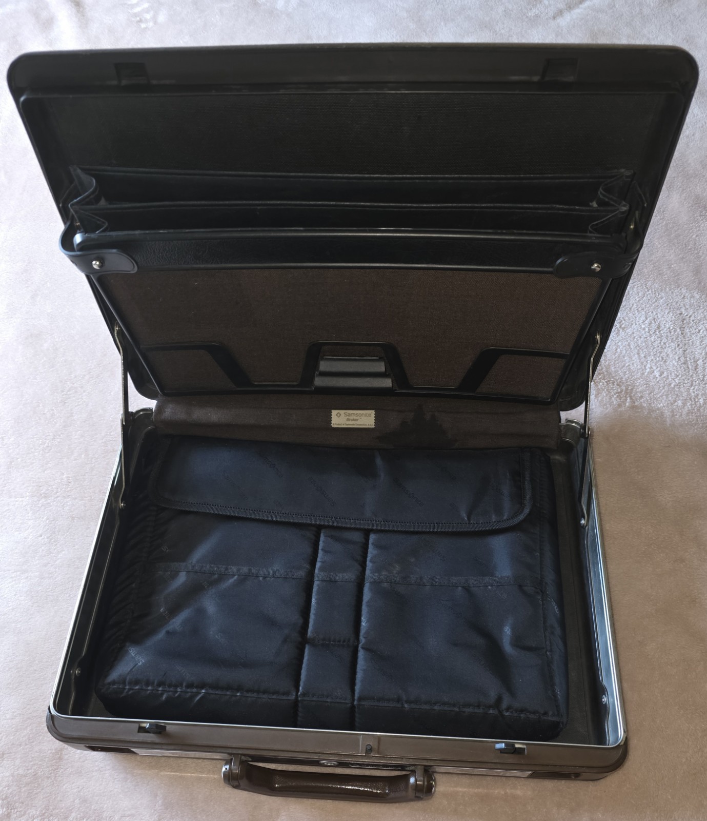 Vintage Samsonite Hard Shell Briefcase – Dark Brown W/ Samsonite Laptop Sleeve