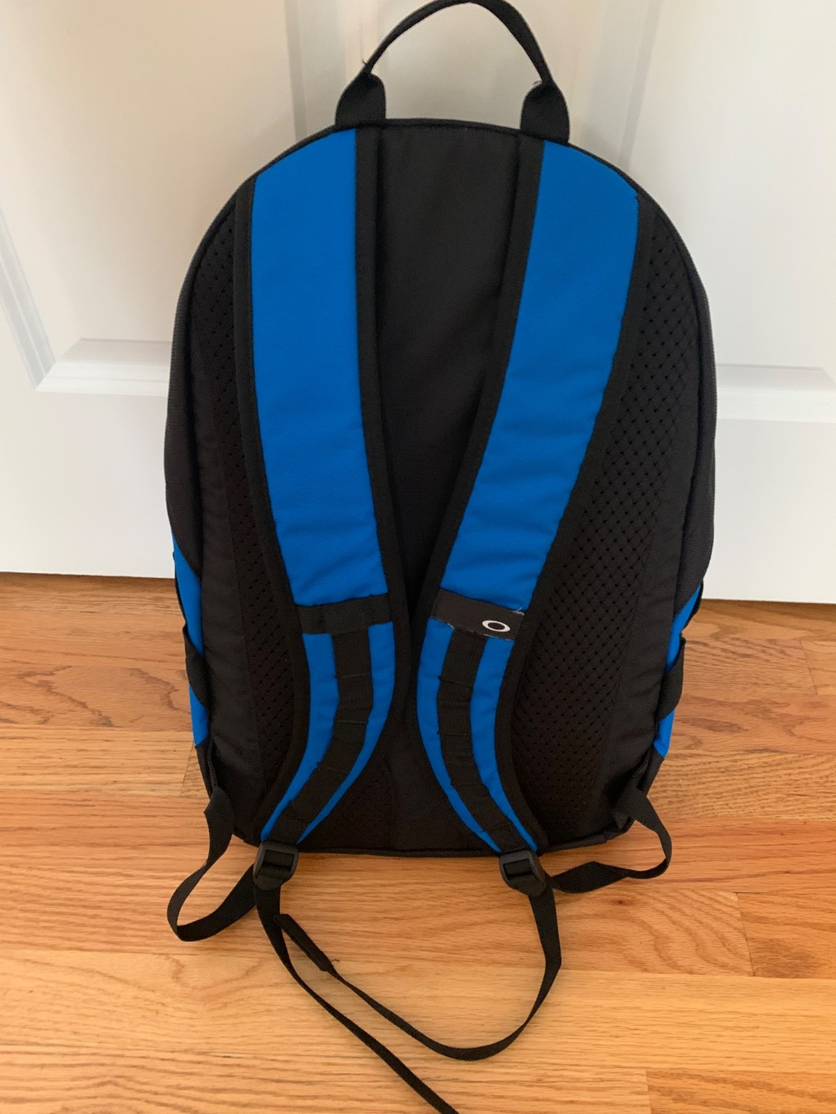 Oakley Holbrook 20L Backpack Ozone Royal Blue Black #92103