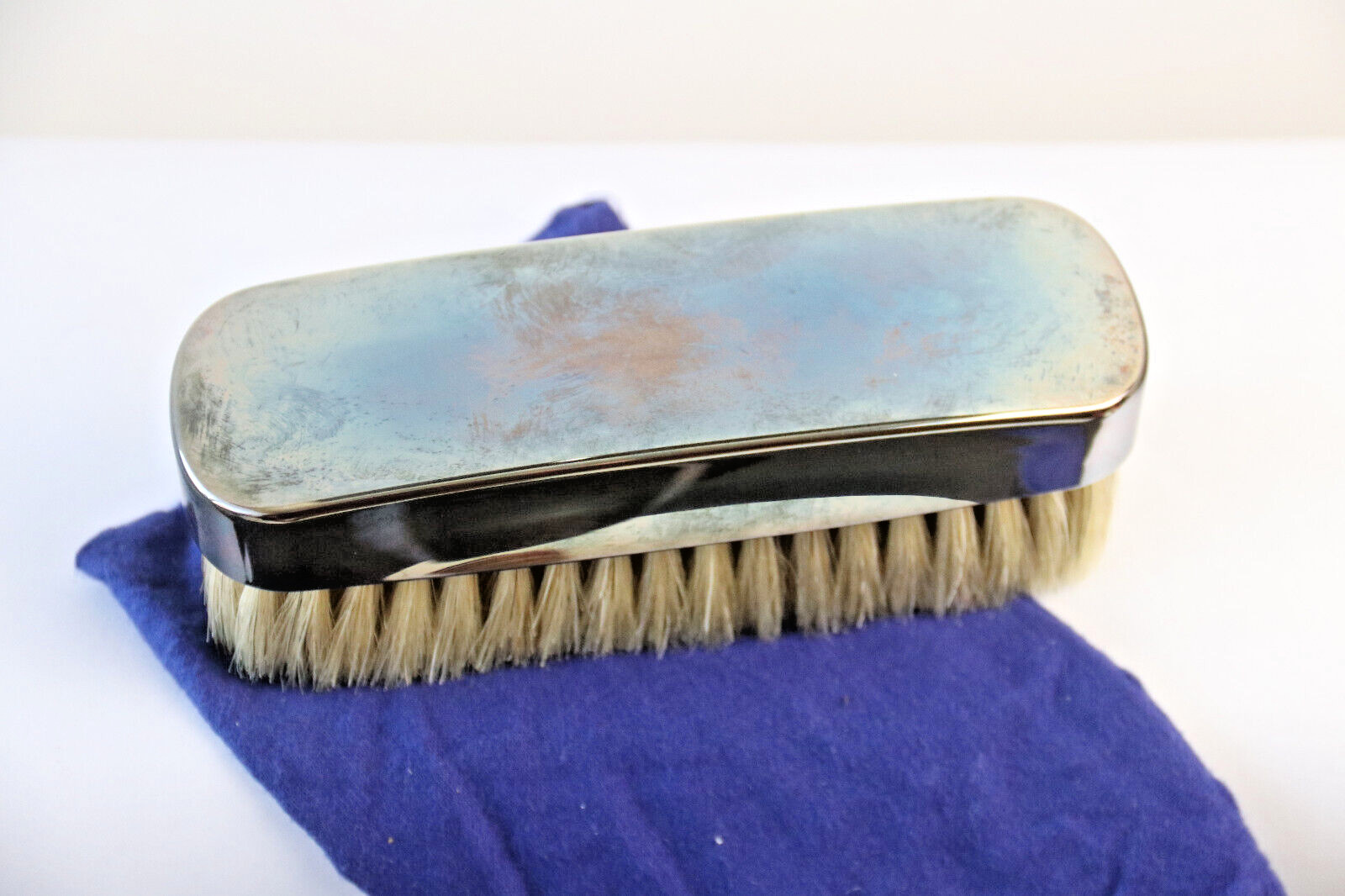 Reed & Barton Silver Plate Shoe Brush natural bristle 6″ with travel case
